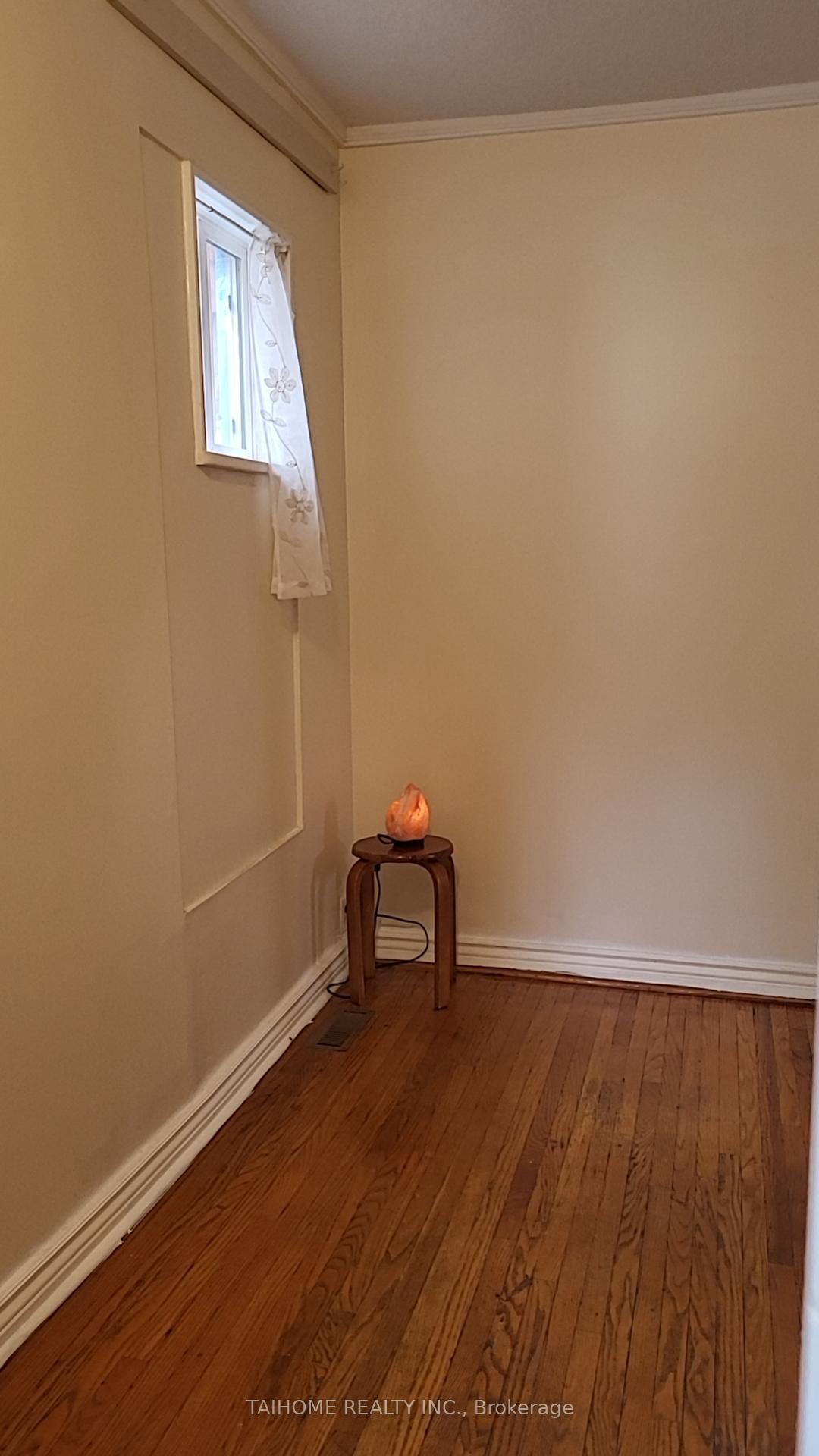 Photo 8 of Unit Upper, 159 Galt Avenue, Toronto, South Riverdale — HOMEH