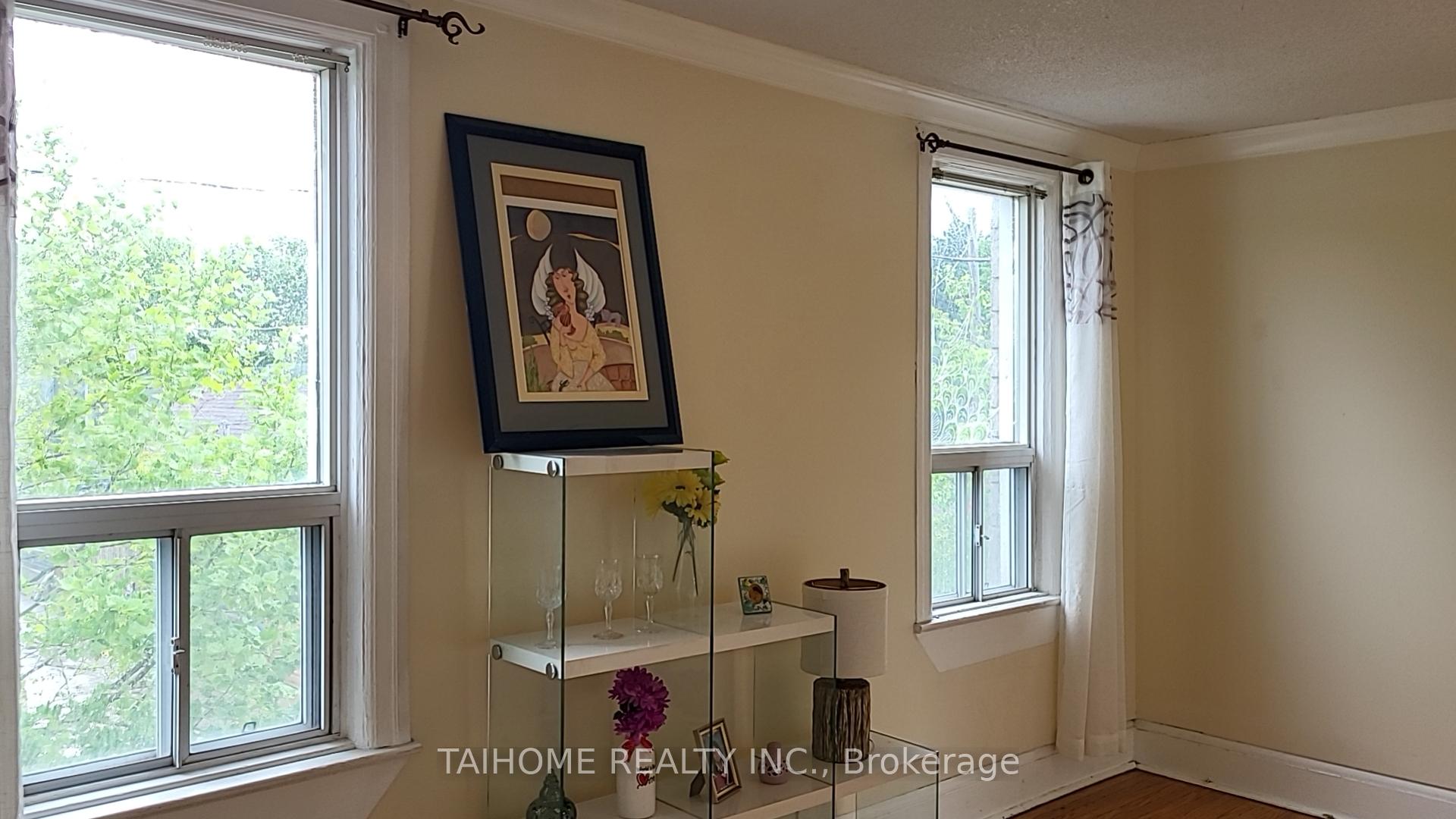 Photo 10 of Unit Upper, 159 Galt Avenue, Toronto, South Riverdale — HOMEH
