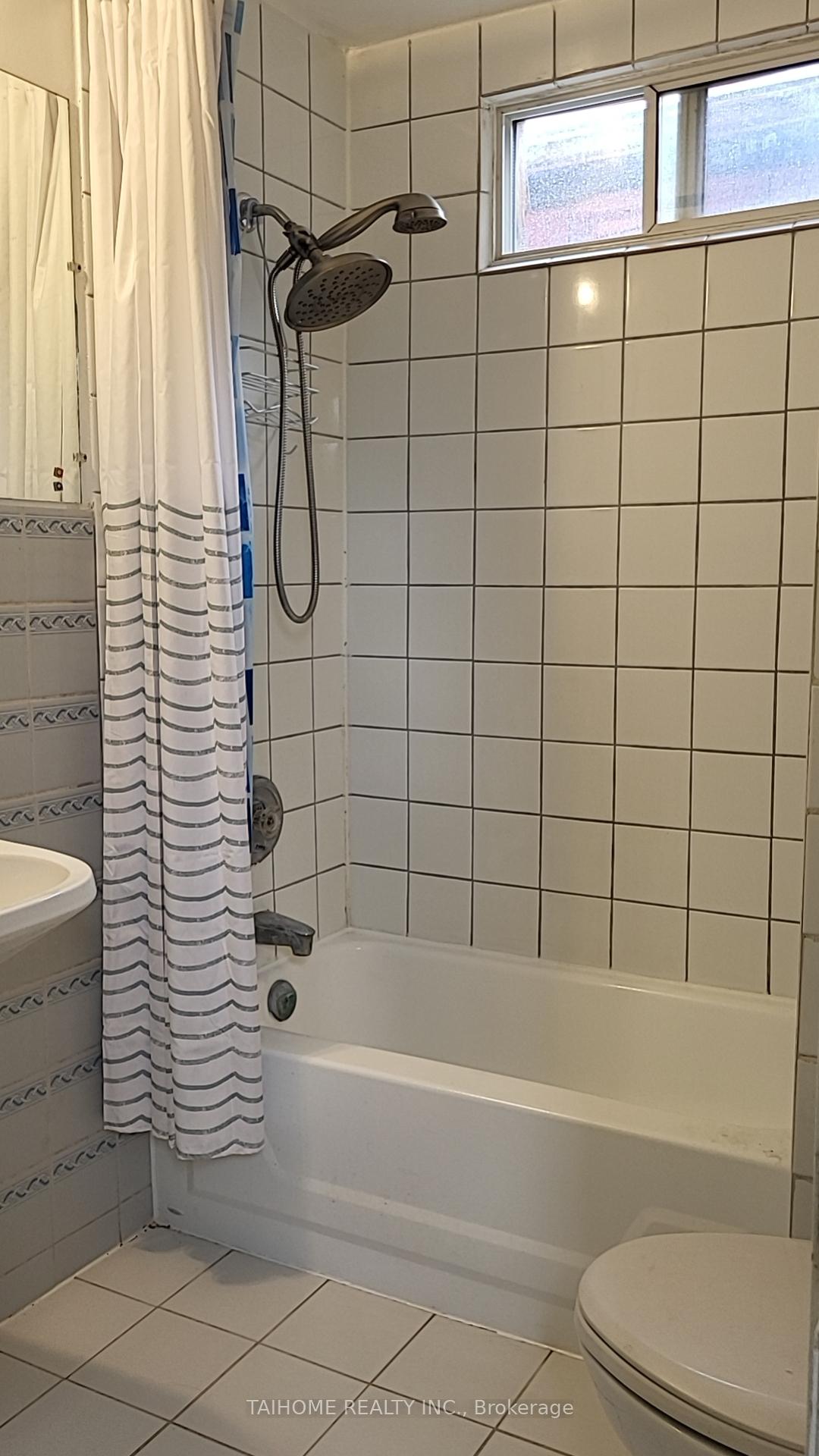 Photo 15 of Unit Upper, 159 Galt Avenue, Toronto, South Riverdale — HOMEH