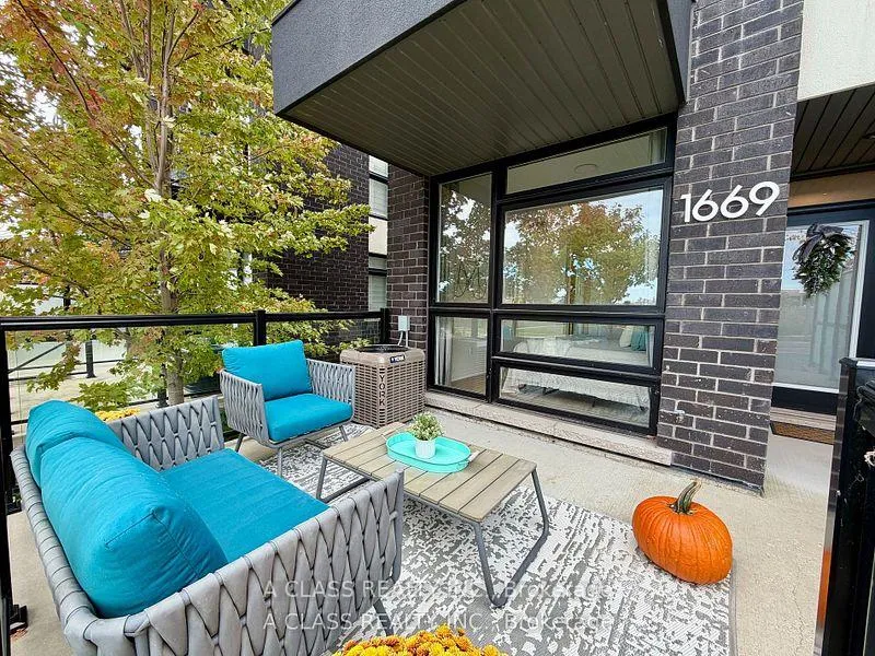 Photo 2 of 1669 Bur Oak Avenue, Markham, Wismer — HOMEH