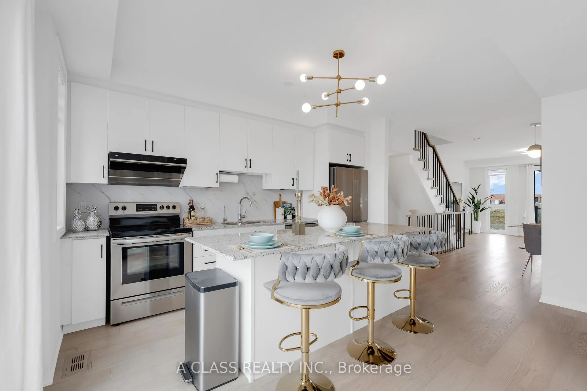 Photo 11 of 1669 Bur Oak Avenue, Markham, Wismer — HOMEH