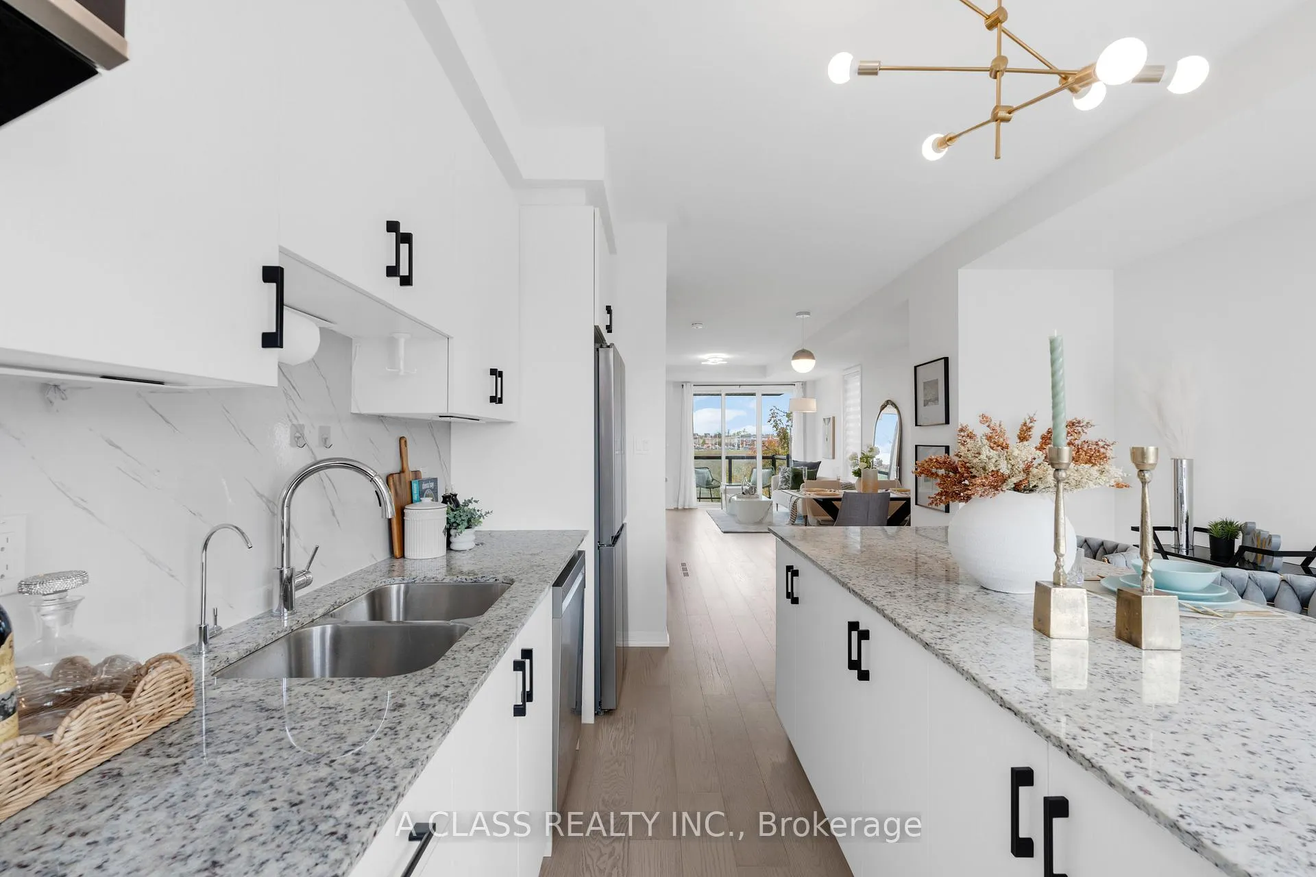 Photo 15 of 1669 Bur Oak Avenue, Markham, Wismer — HOMEH