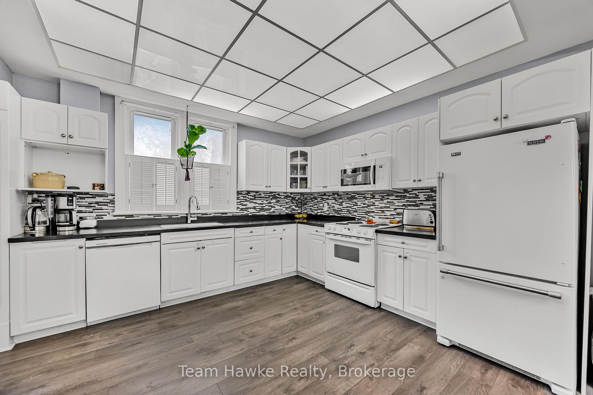 Photo 13 of 501 Talbot Street, Tay, Port McNicoll — HOMEH