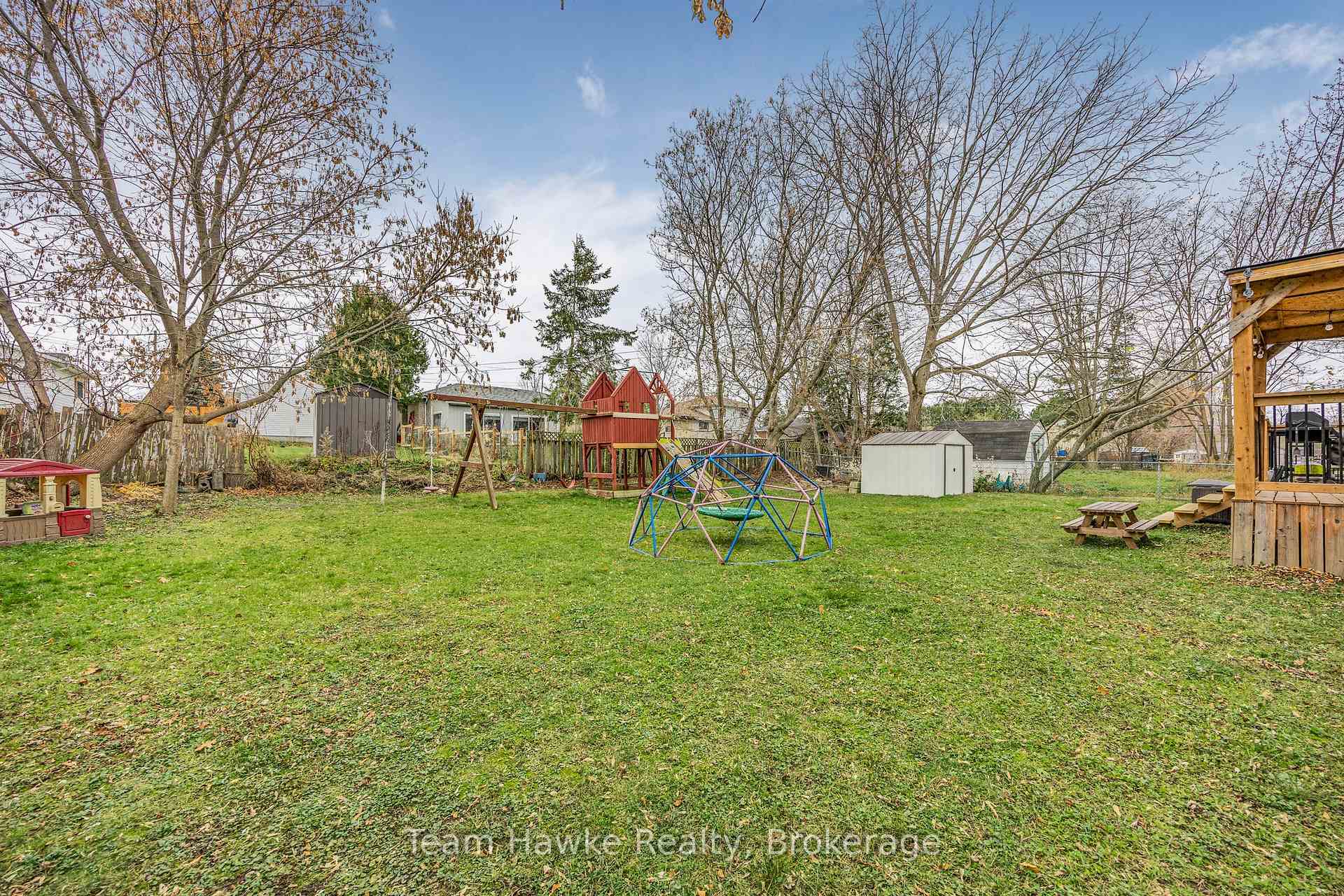 Photo 35 of 501 Talbot Street, Tay, Port McNicoll — HOMEH