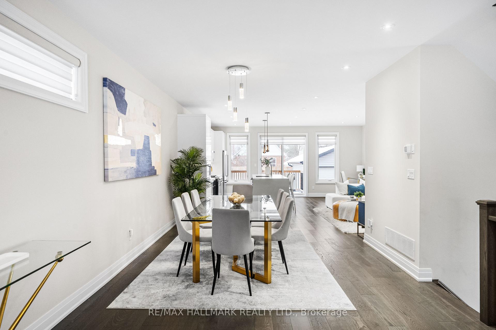 Photo 6 of 23 Roblin Avenue, Toronto, East York — HOMEH
