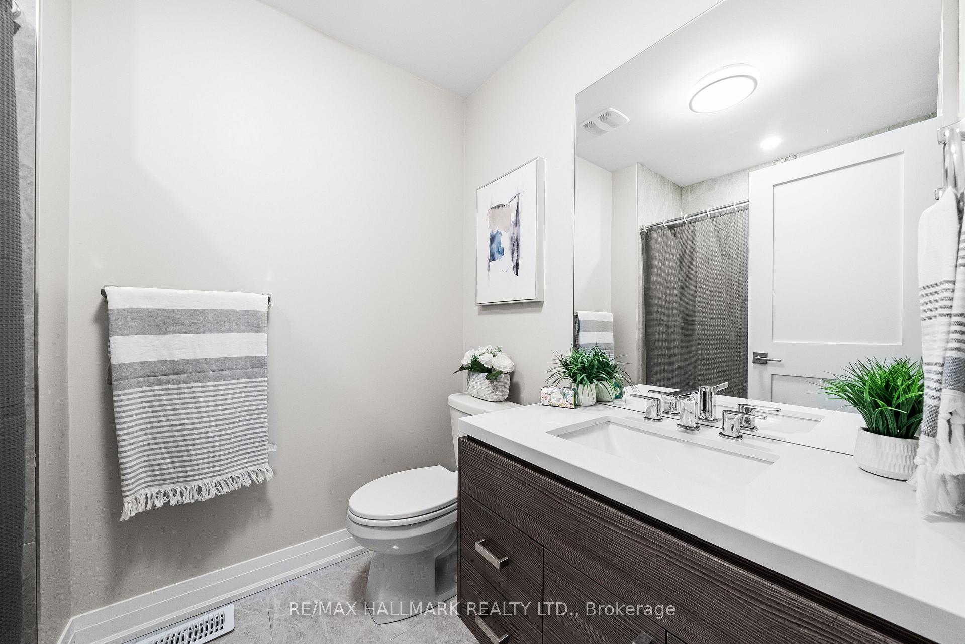 Photo 24 of 23 Roblin Avenue, Toronto, East York — HOMEH