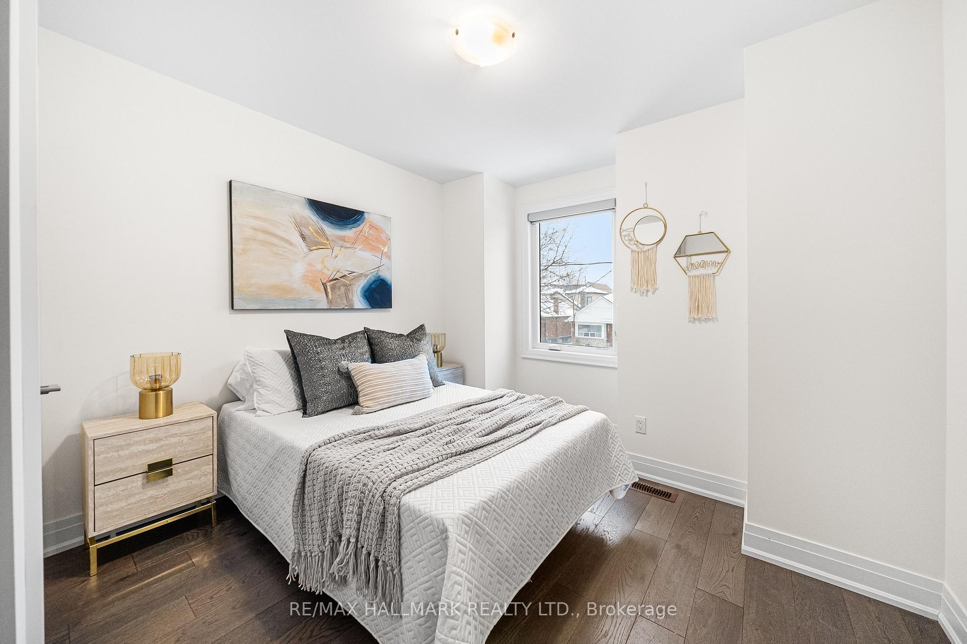 Photo 25 of 23 Roblin Avenue, Toronto, East York — HOMEH