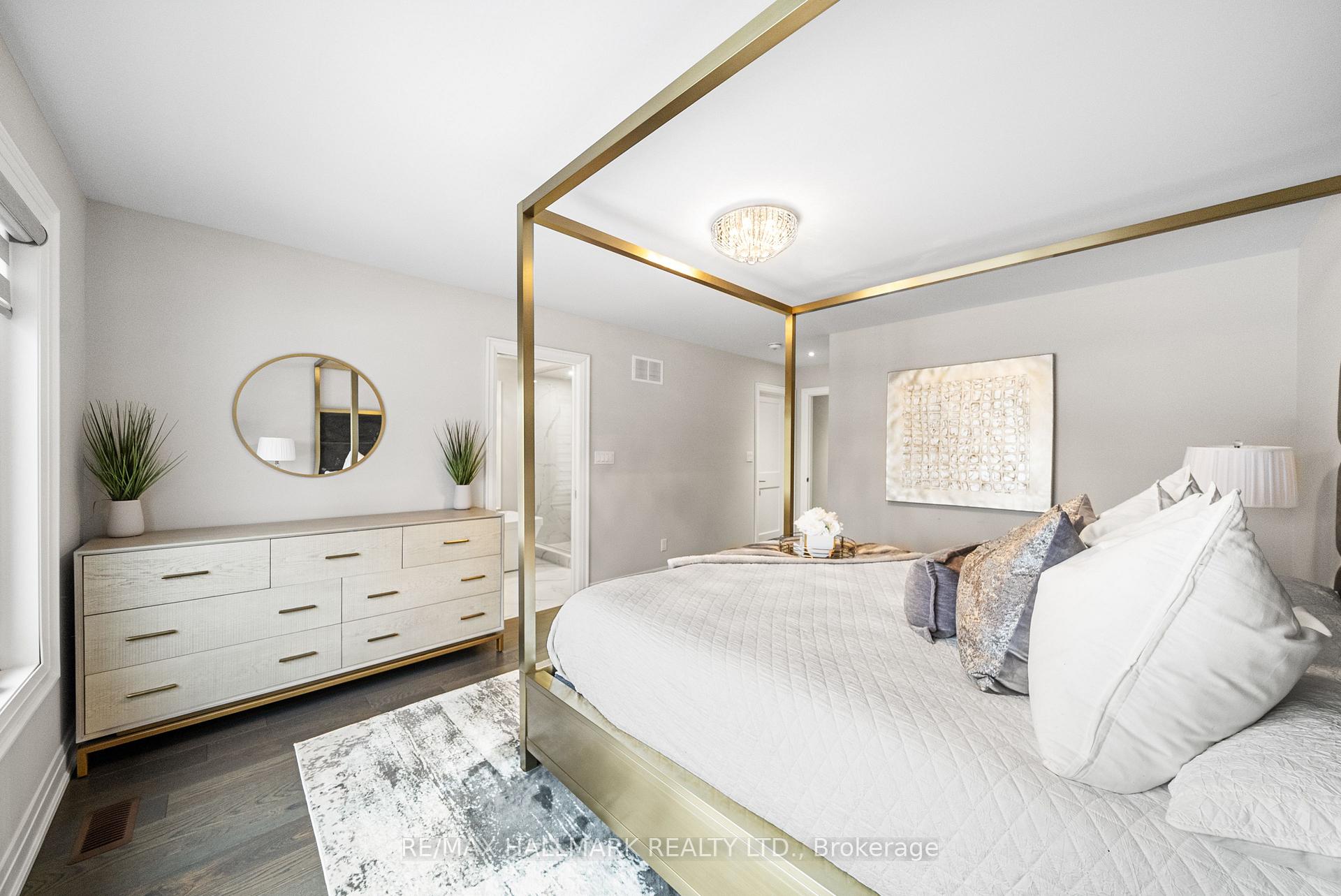 Photo 31 of 23 Roblin Avenue, Toronto, East York — HOMEH