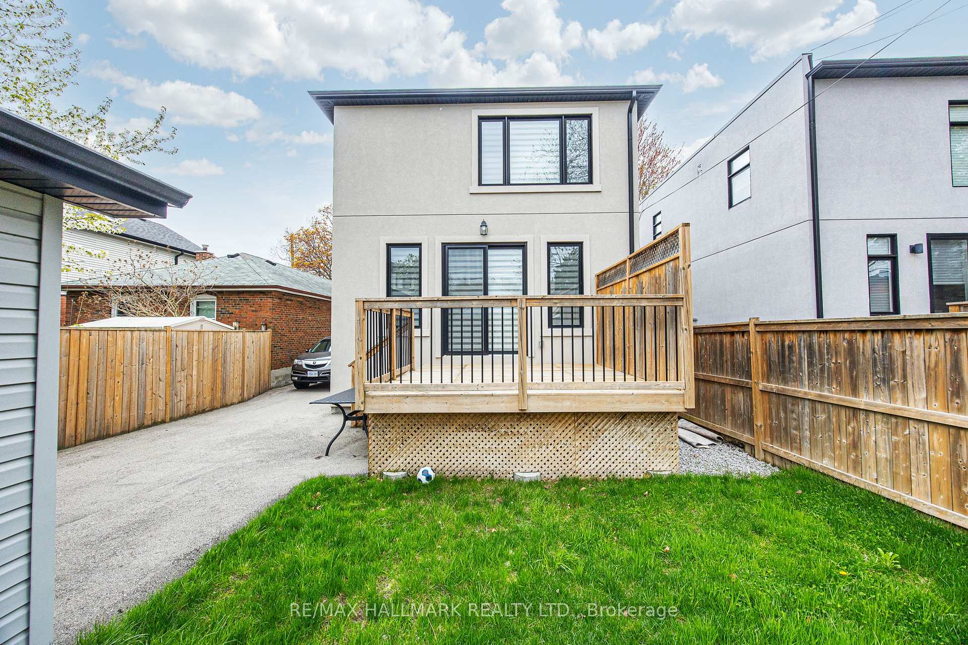 Photo 46 of 23 Roblin Avenue, Toronto, East York — HOMEH