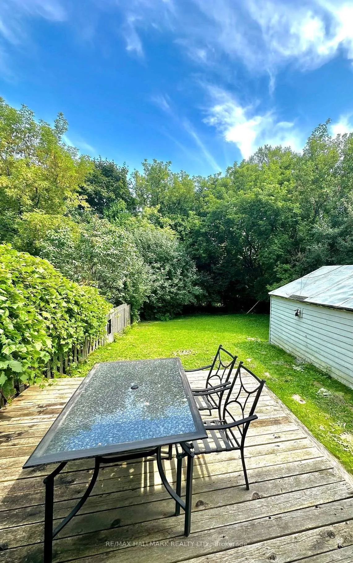 Photo 13 of 19 Richardson Drive, Aurora, Aurora Highlands — HOMEH