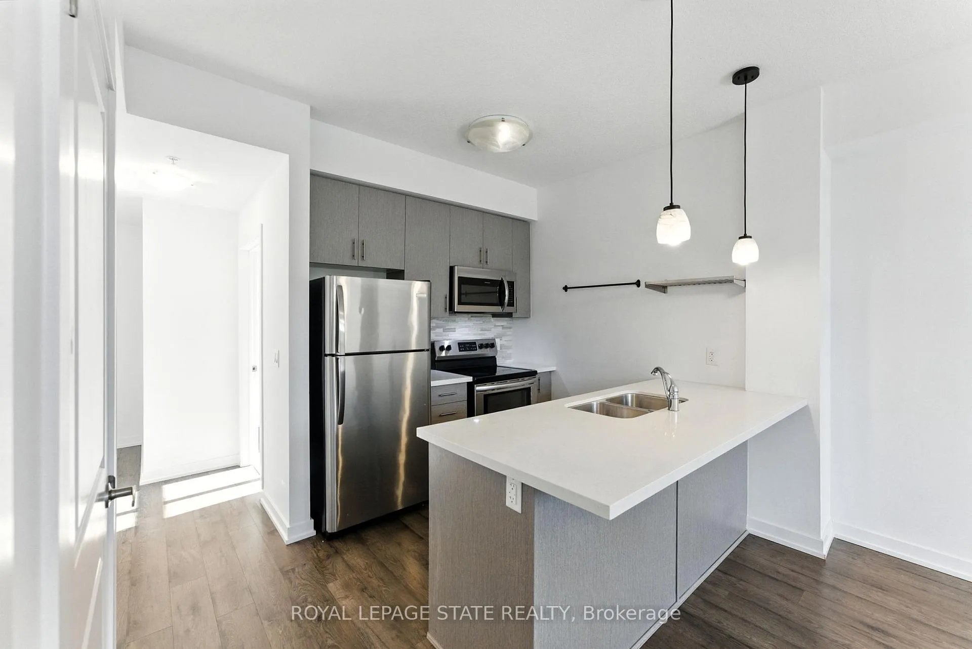Photo 6 of Unit 709, 81 Robinson Street, Hamilton, Durand — HOMEH