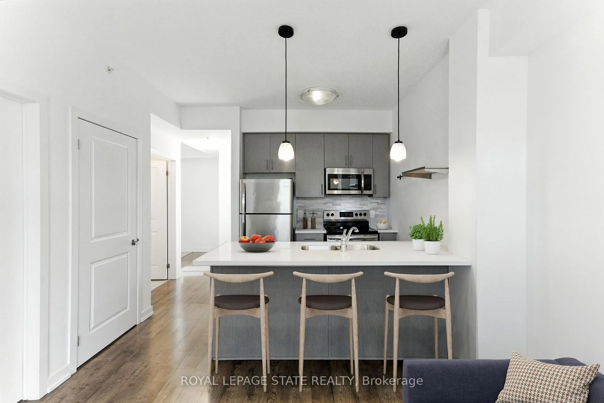 Photo 11 of Unit 709, 81 Robinson Street, Hamilton, Durand — HOMEH