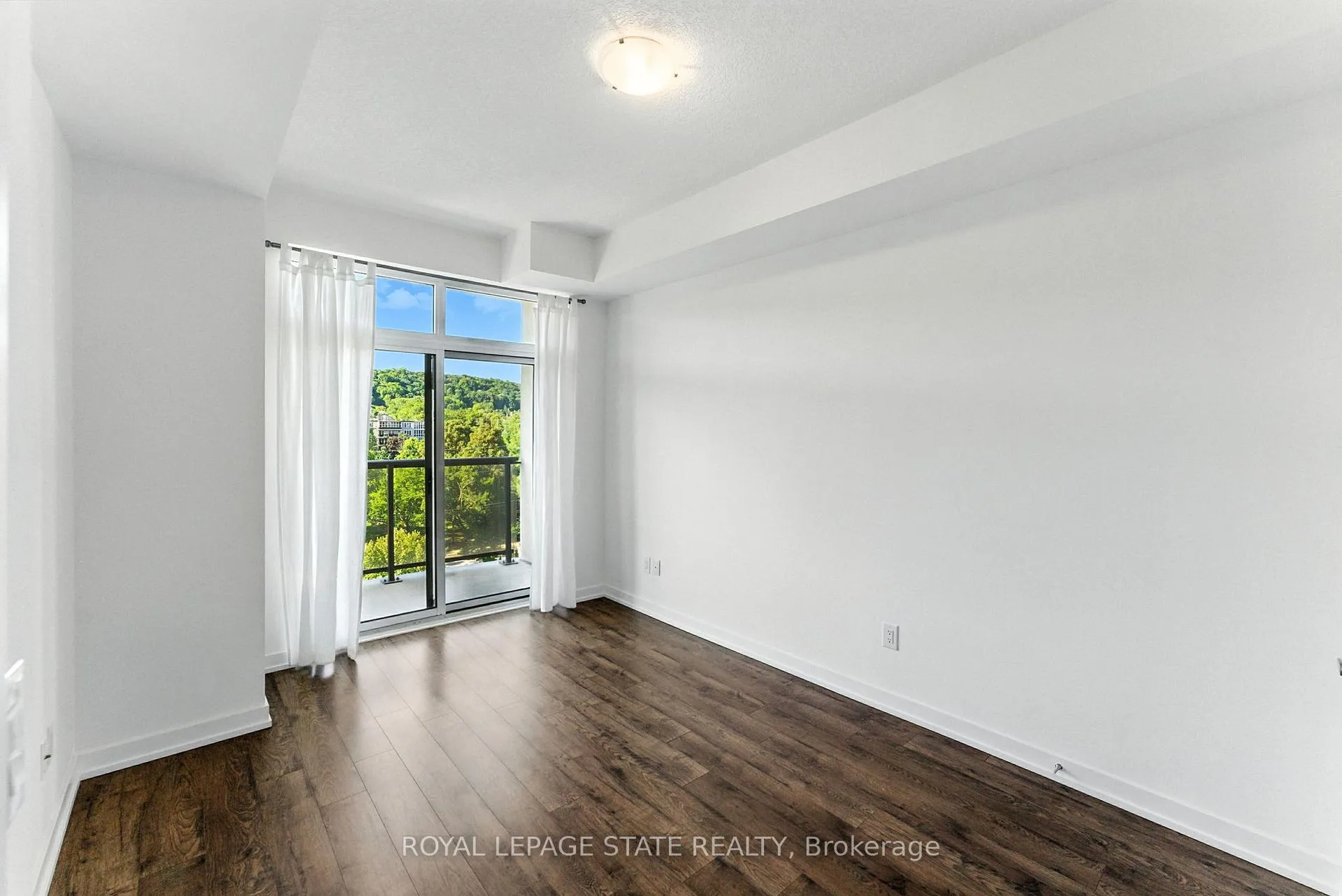 Photo 18 of Unit 709, 81 Robinson Street, Hamilton, Durand — HOMEH