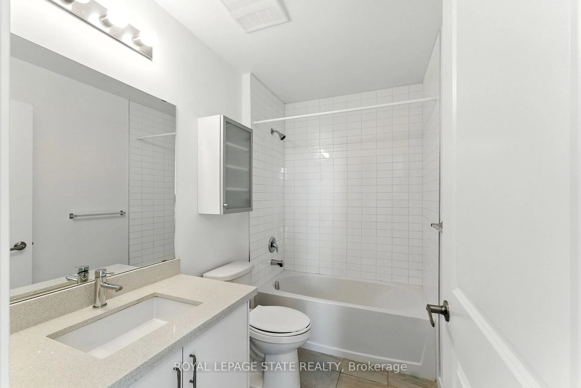 Photo 22 of Unit 709, 81 Robinson Street, Hamilton, Durand — HOMEH