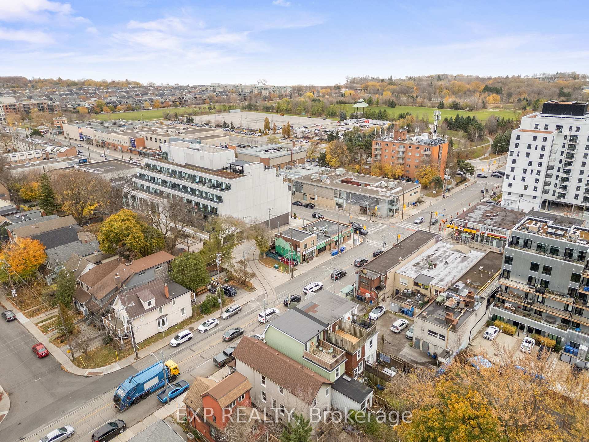 Photo 16 of 16 Coxwell Avenue, Toronto, Greenwood-Coxwell — HOMEH