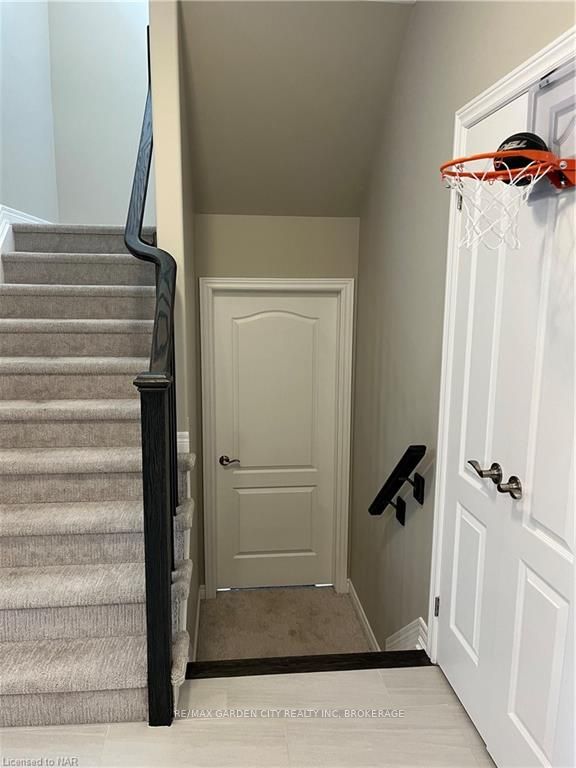 Photo 7 of 24 Lamb Crescent, Thorold, Hurricane/Merrittville — HOMEH