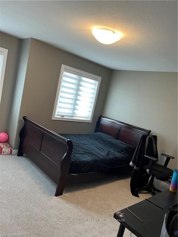 Photo 15 of 24 Lamb Crescent, Thorold, Hurricane/Merrittville — HOMEH