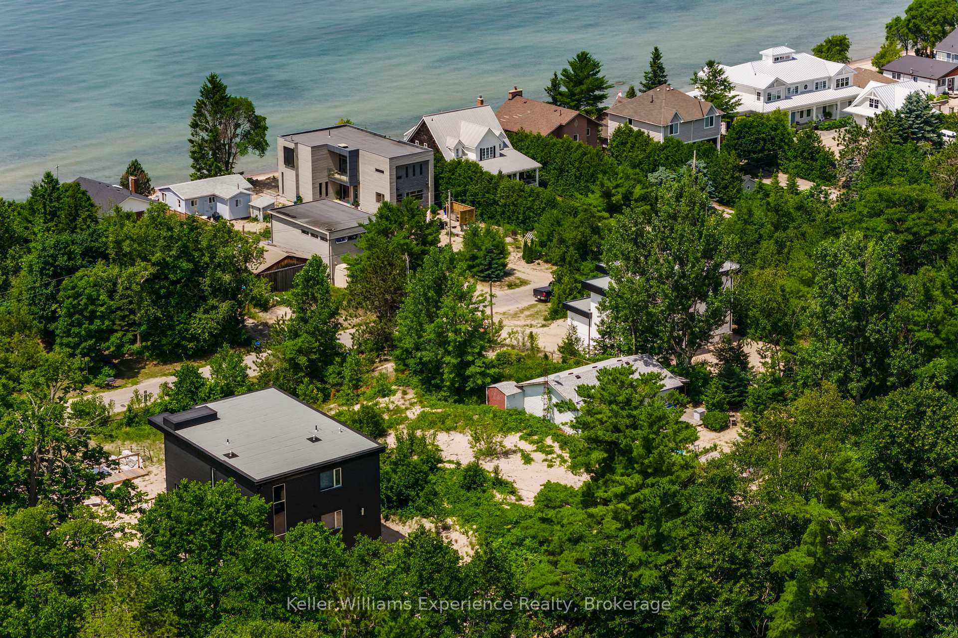 Photo 7 of 29 Trew Avenue, Tiny, Rural Tiny — HOMEH