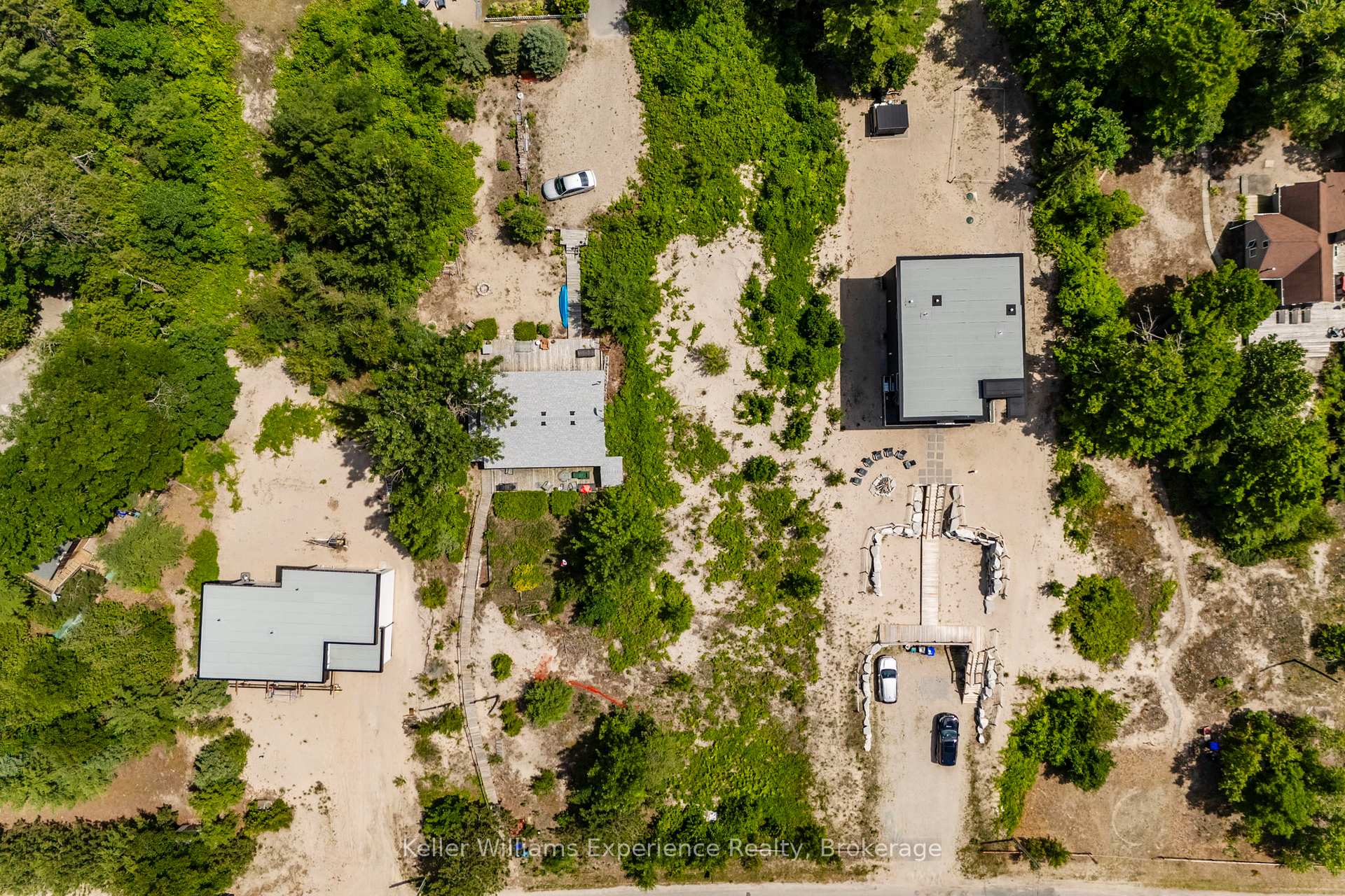 Photo 10 of 29 Trew Avenue, Tiny, Rural Tiny — HOMEH