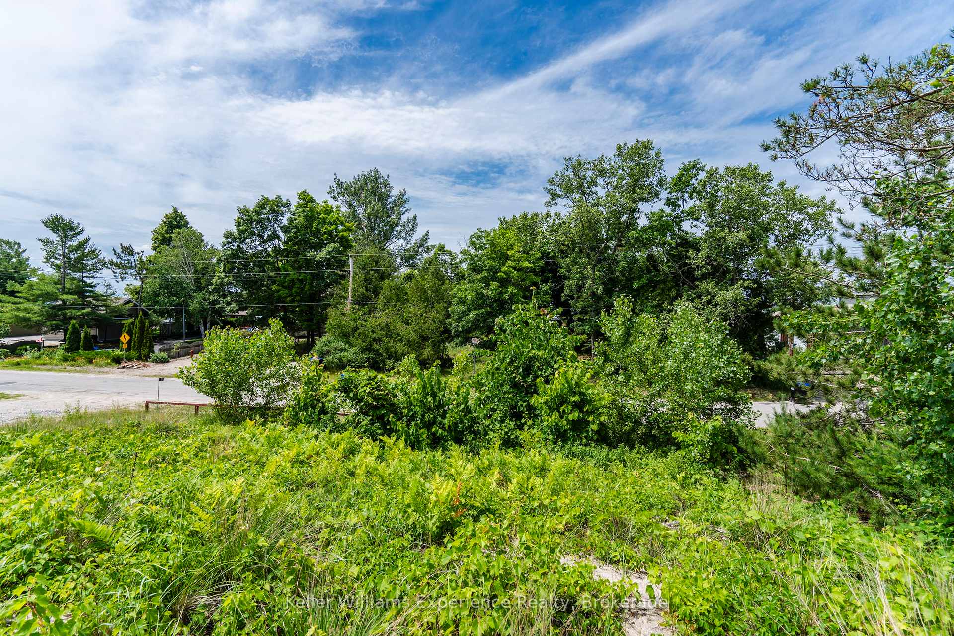 Photo 18 of 29 Trew Avenue, Tiny, Rural Tiny — HOMEH
