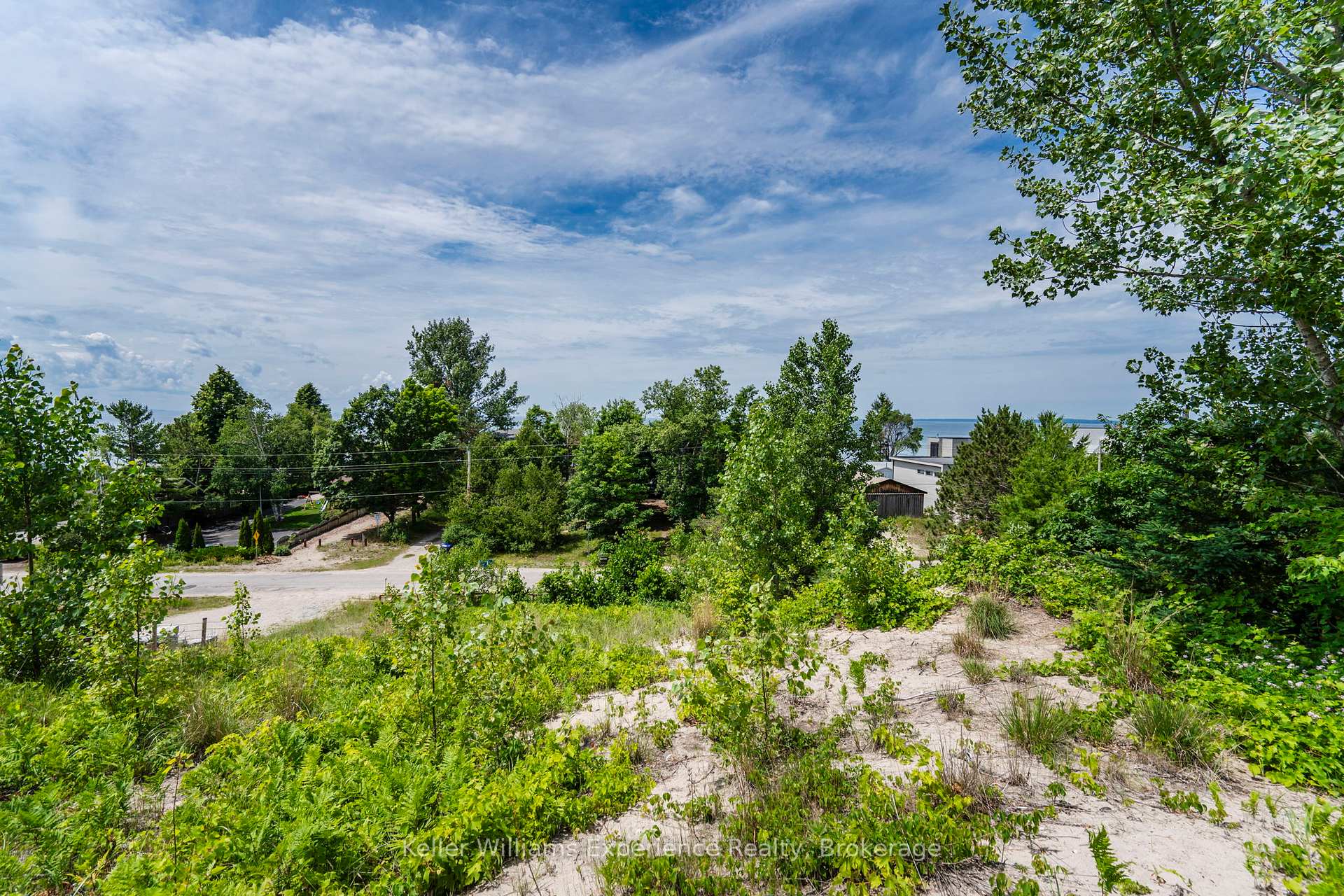 Photo 20 of 29 Trew Avenue, Tiny, Rural Tiny — HOMEH