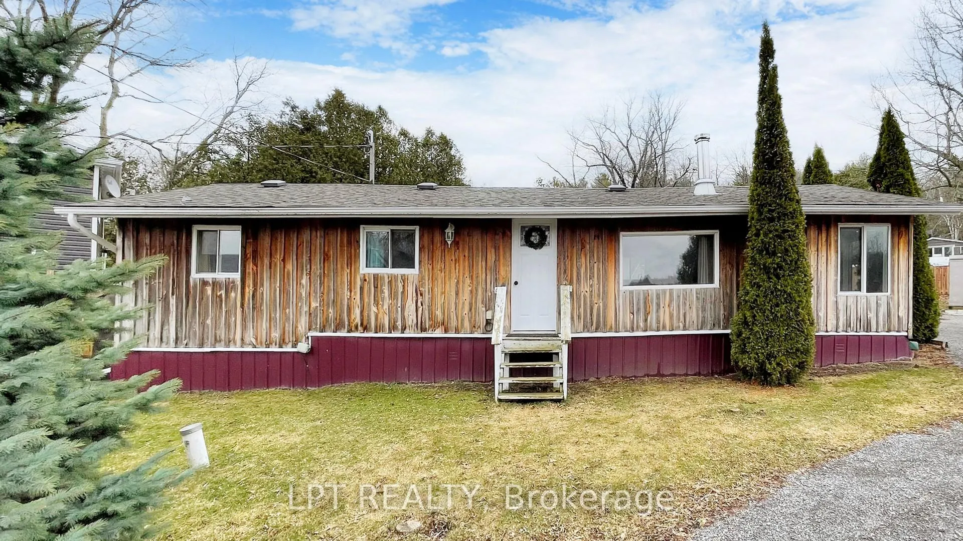 Photo 2 of 5137 - 5135 Halstead Beach Road, Hamilton Township, Rural Hamilton — HOMEH