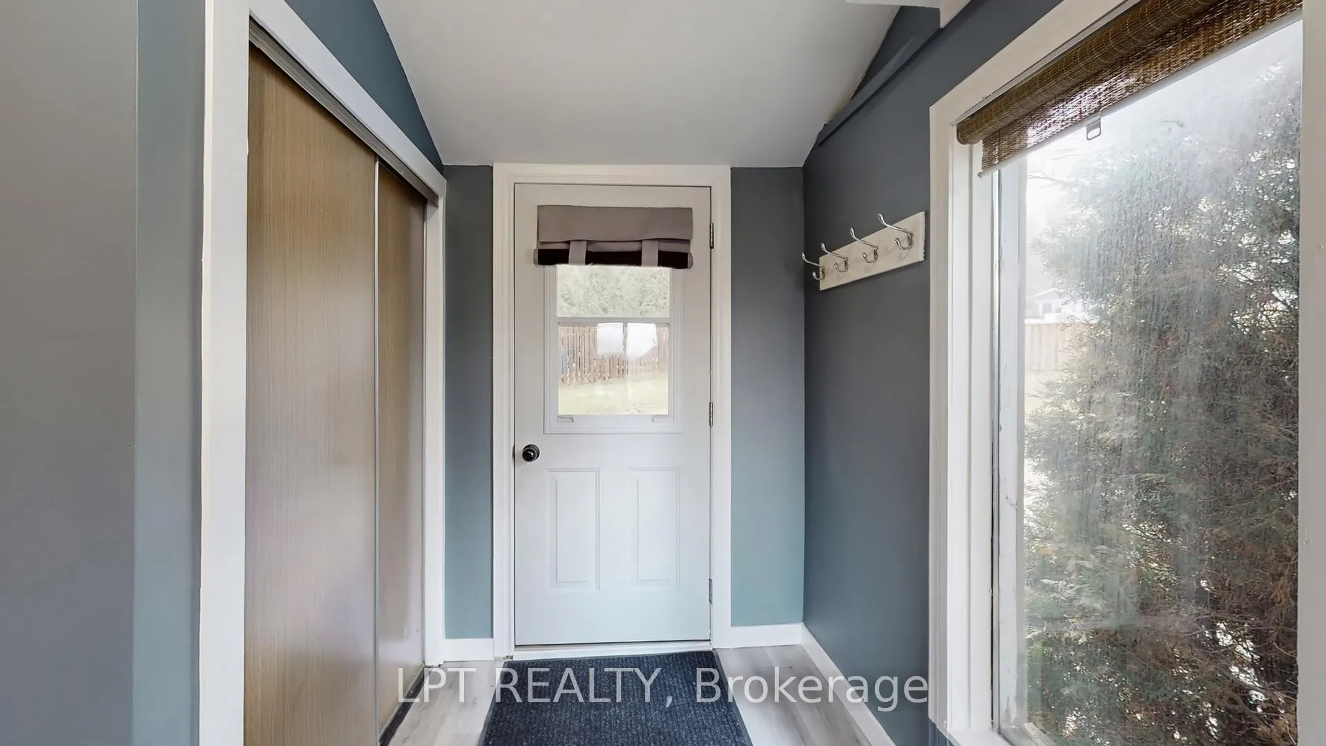 Photo 3 of 5137 - 5135 Halstead Beach Road, Hamilton Township, Rural Hamilton — HOMEH
