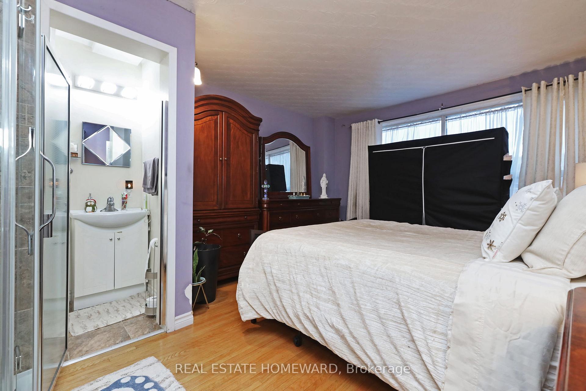 Photo 10 of 363 Highfield Road, Toronto, Greenwood-Coxwell — HOMEH