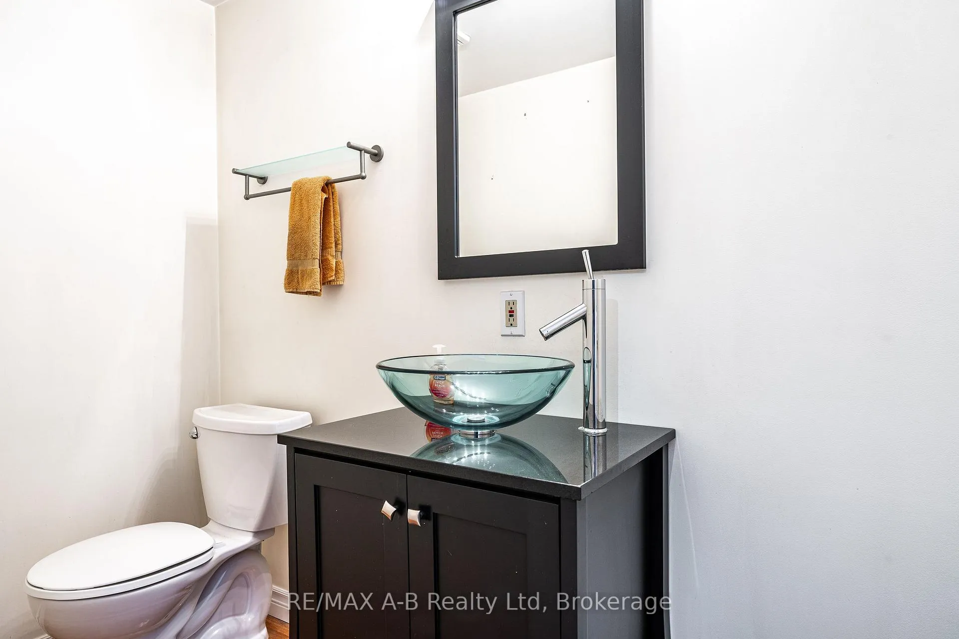 Photo 14 of 45 Blenheim Street, West Perth, Mitchell — HOMEH