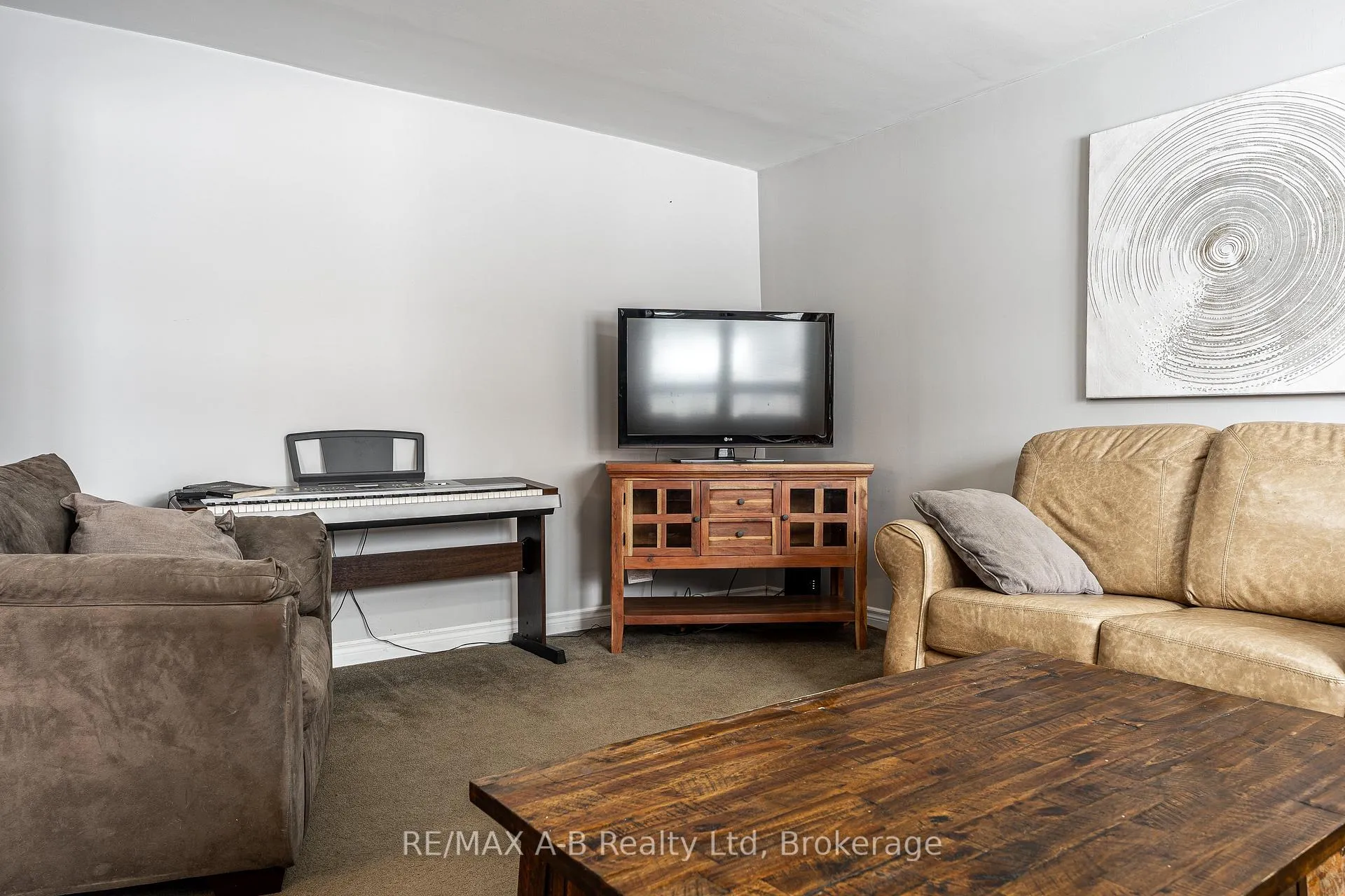 Photo 24 of 45 Blenheim Street, West Perth, Mitchell — HOMEH