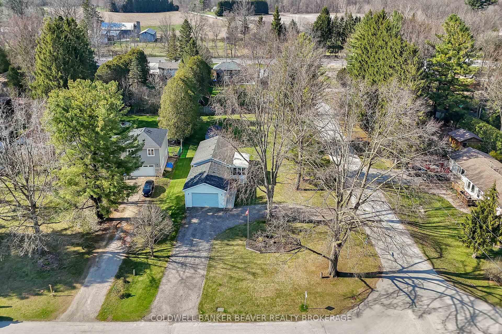 Photo 1 of 2155 Mockingbird Street, Strathroy-Caradoc, Campbellvale — HOMEH