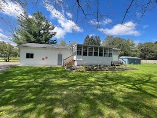 Photo 4 of 2155 Mockingbird Street, Strathroy-Caradoc, Campbellvale — HOMEH