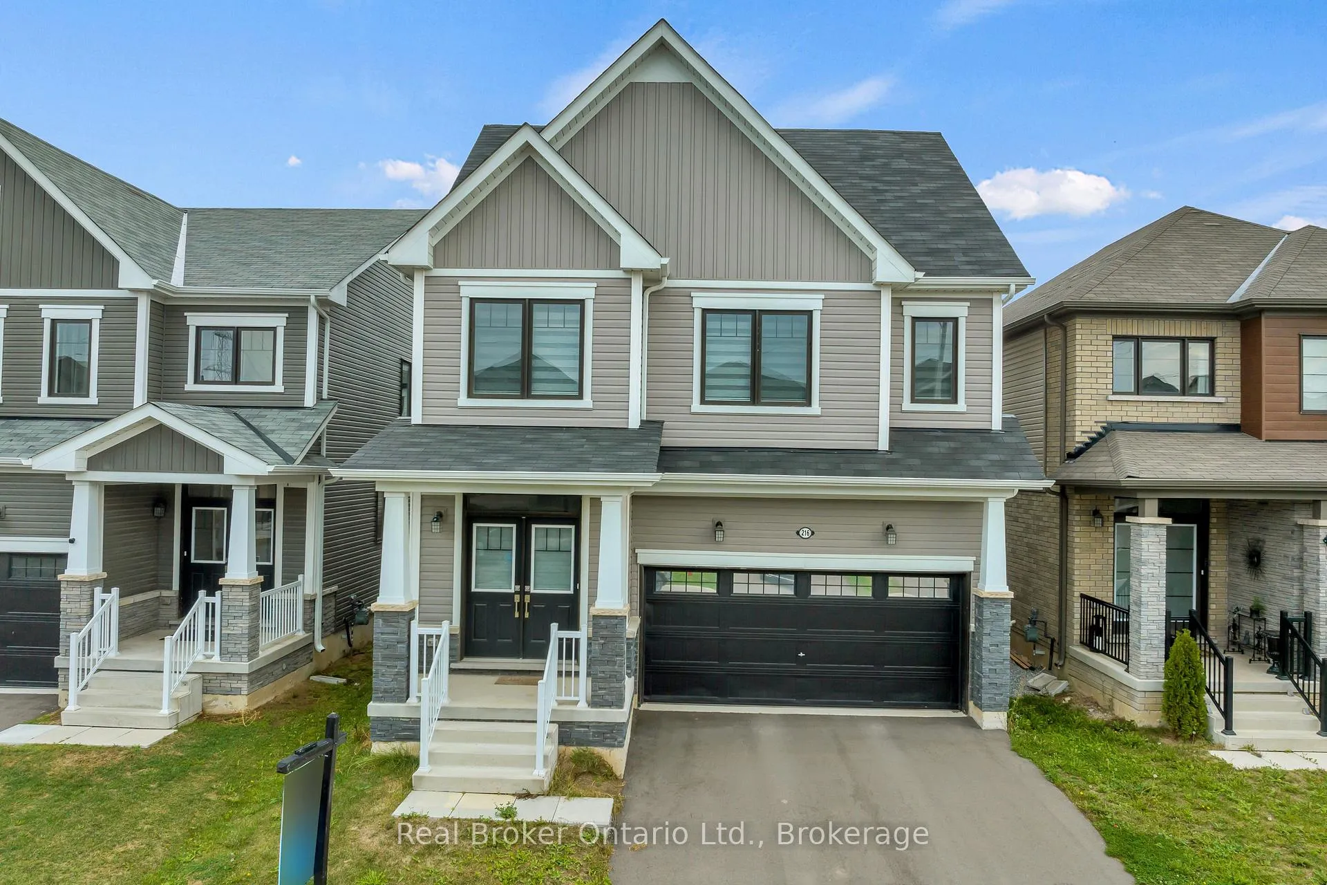 Photo 1 of 216 Vanilla Trail, Thorold, Rolling Meadows — HOMEH
