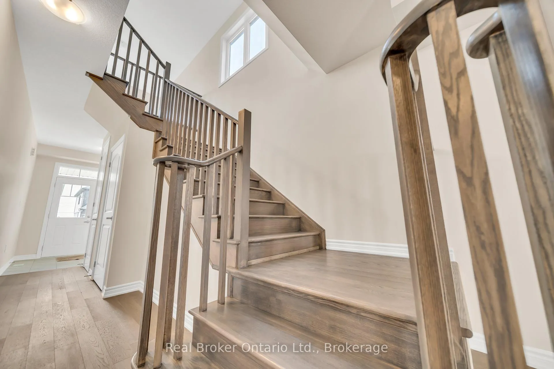 Photo 20 of 216 Vanilla Trail, Thorold, Rolling Meadows — HOMEH