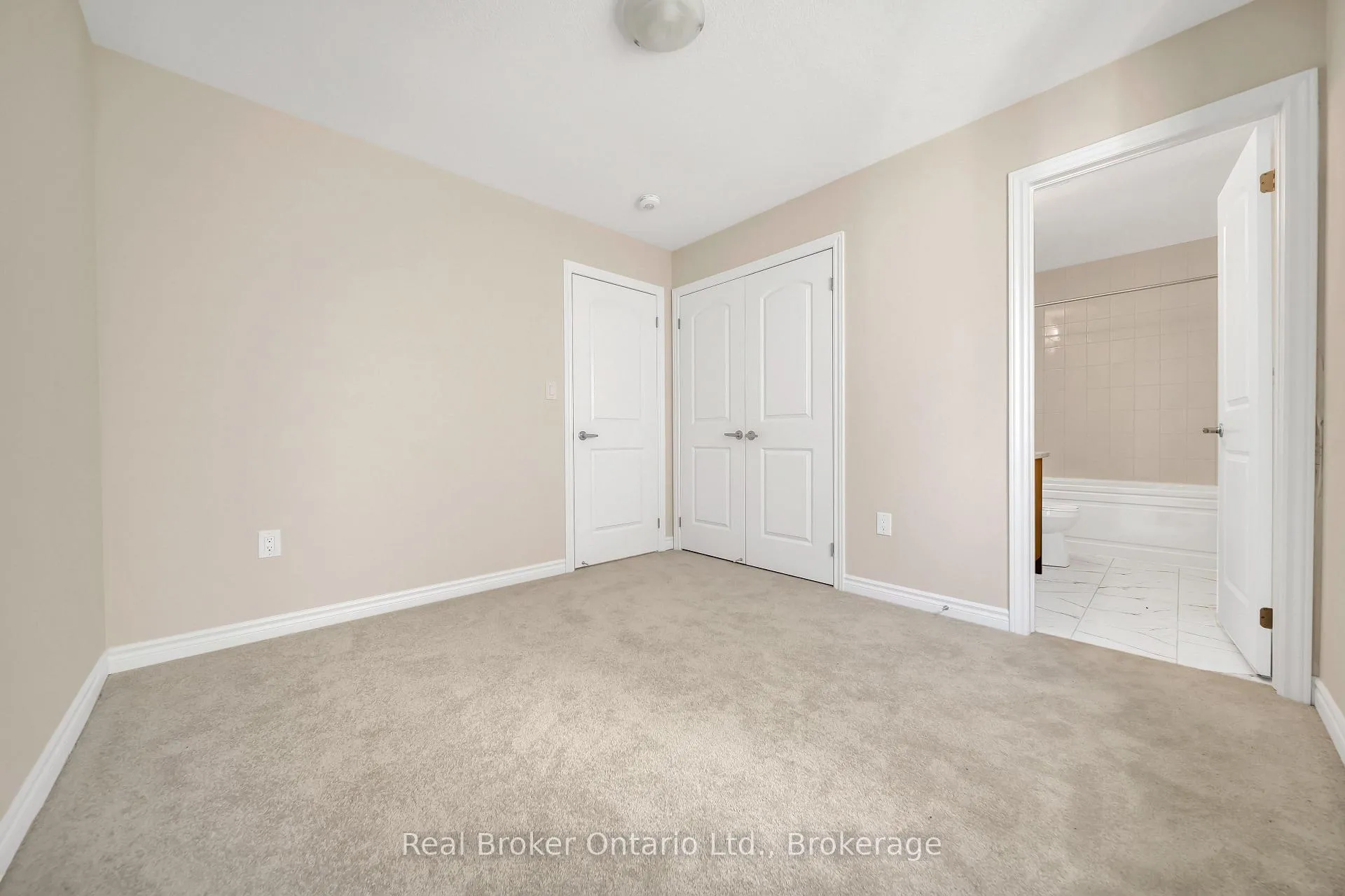 Photo 31 of 216 Vanilla Trail, Thorold, Rolling Meadows — HOMEH