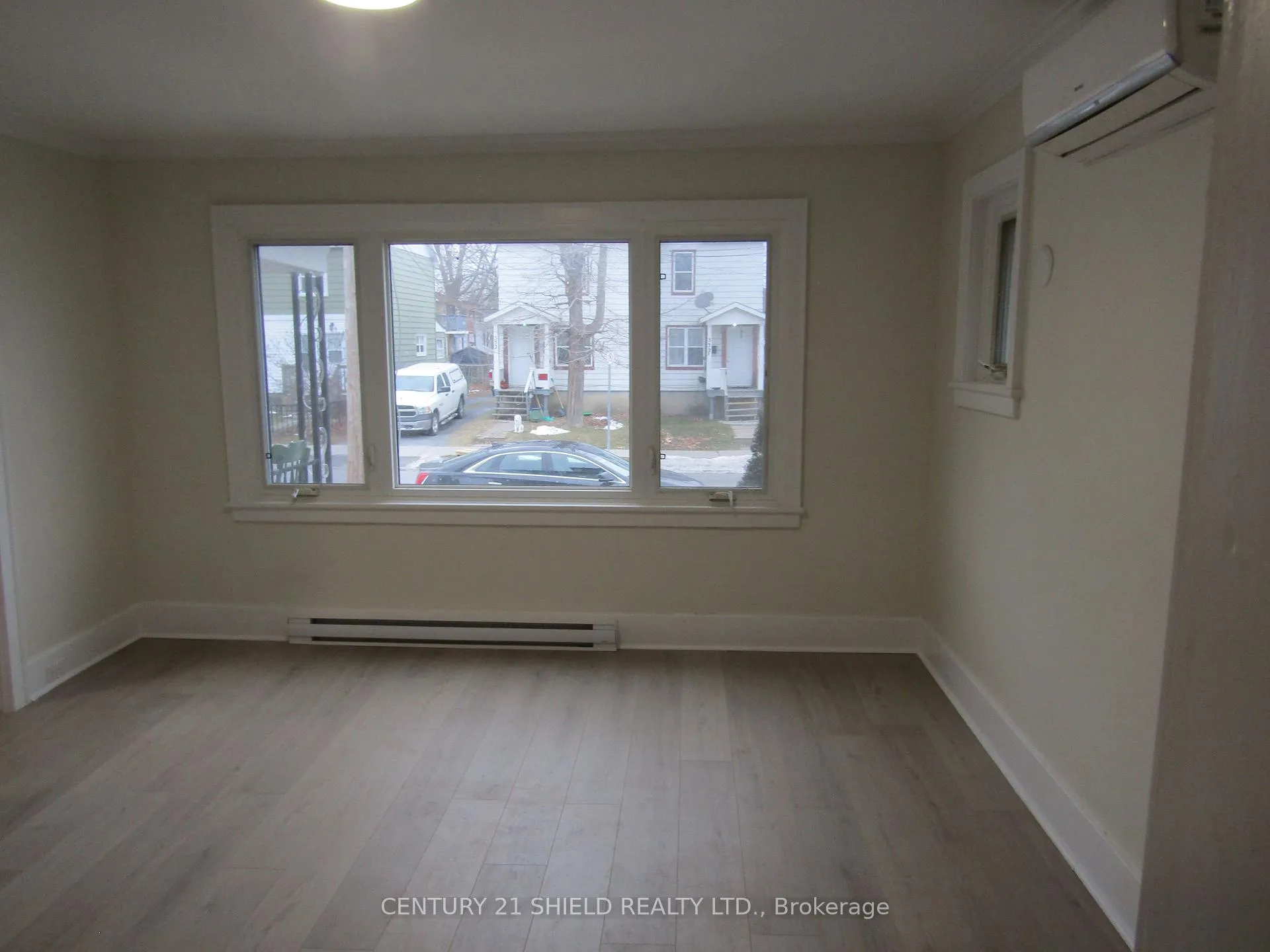 Photo 3 of 333 Munro Avenue, Cornwall — HOMEH