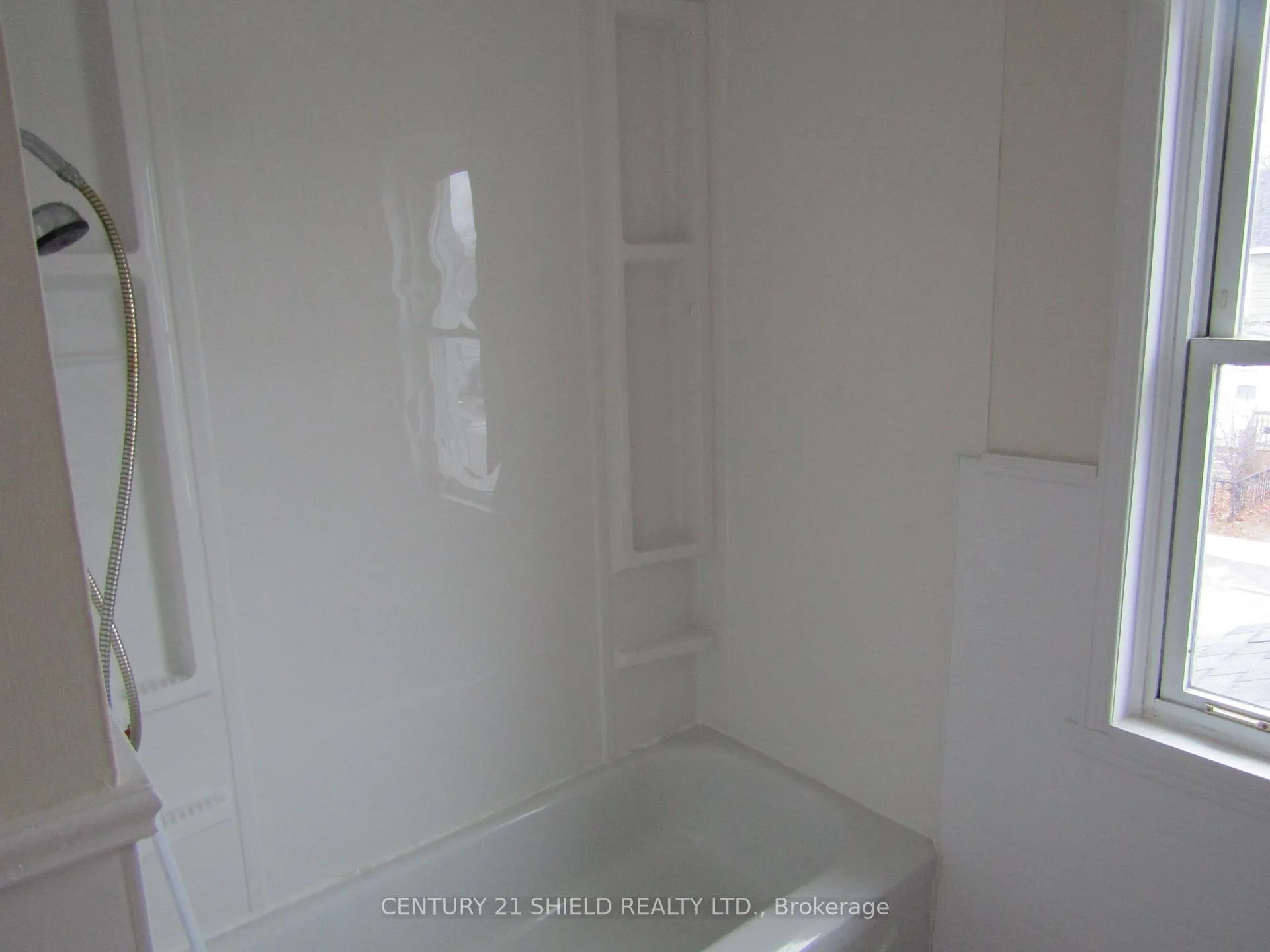 Photo 12 of 333 Munro Avenue, Cornwall — HOMEH