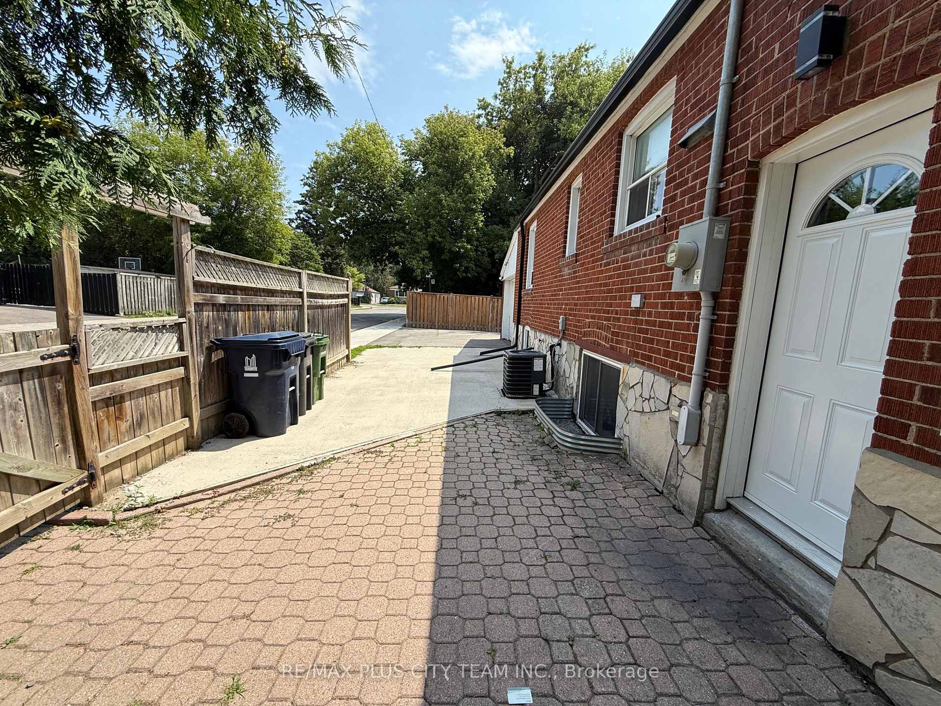 Photo 21 of Unit Upper, 475 Dawes Road, Toronto, O'Connor-Parkview — HOMEH