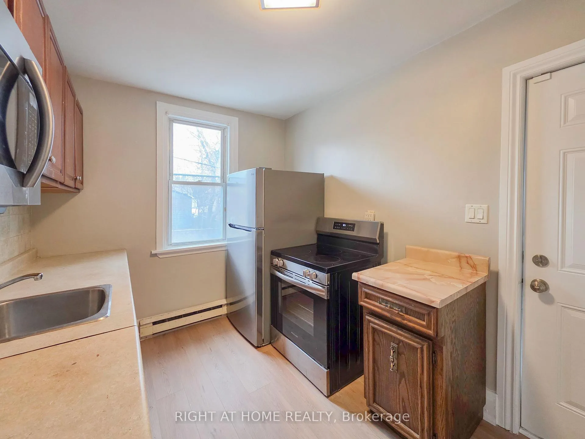 Photo 4 of Unit Main, 38 Olive Avenue, Oshawa, Central — HOMEH