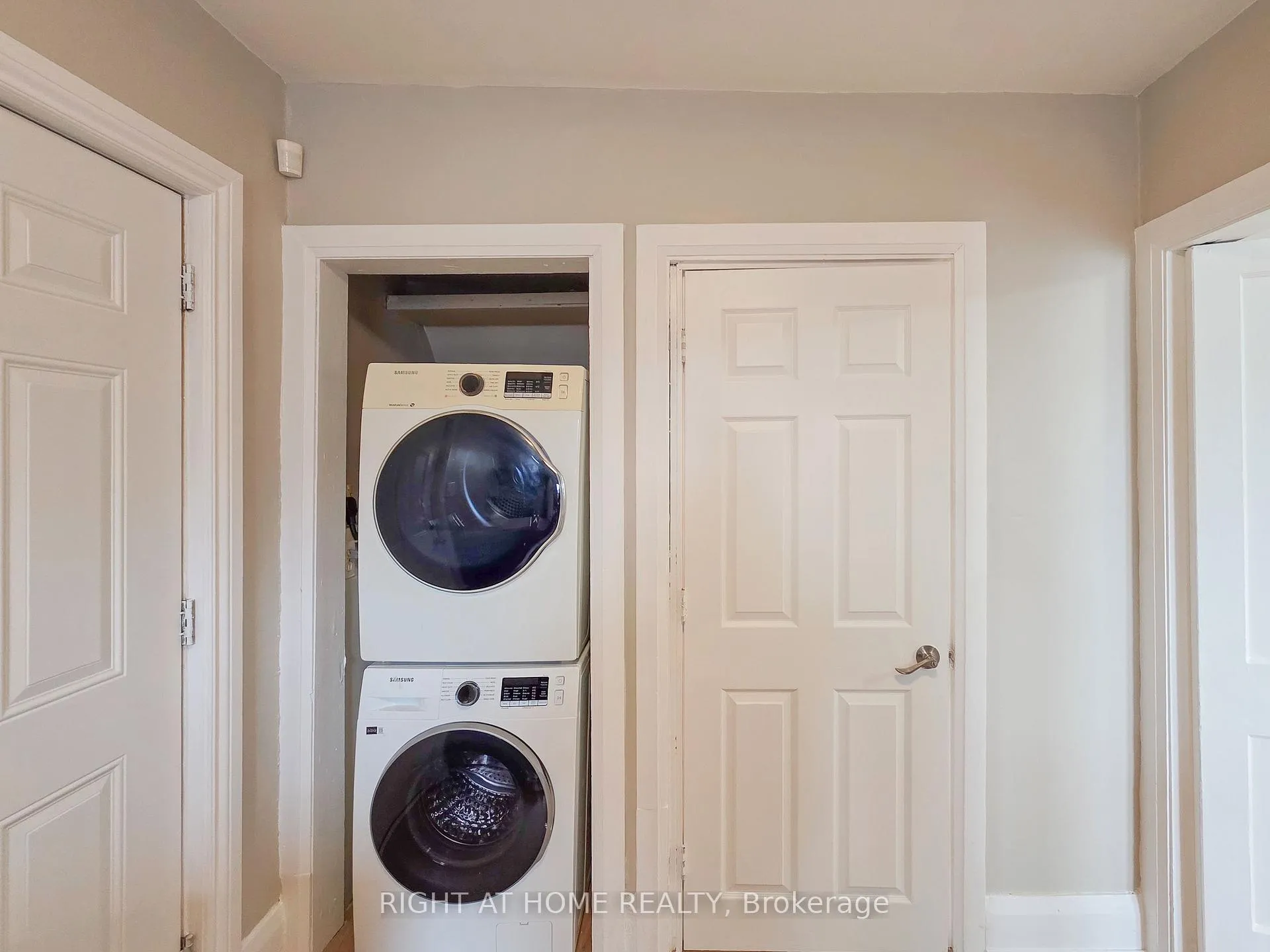 Photo 5 of Unit Main, 38 Olive Avenue, Oshawa, Central — HOMEH