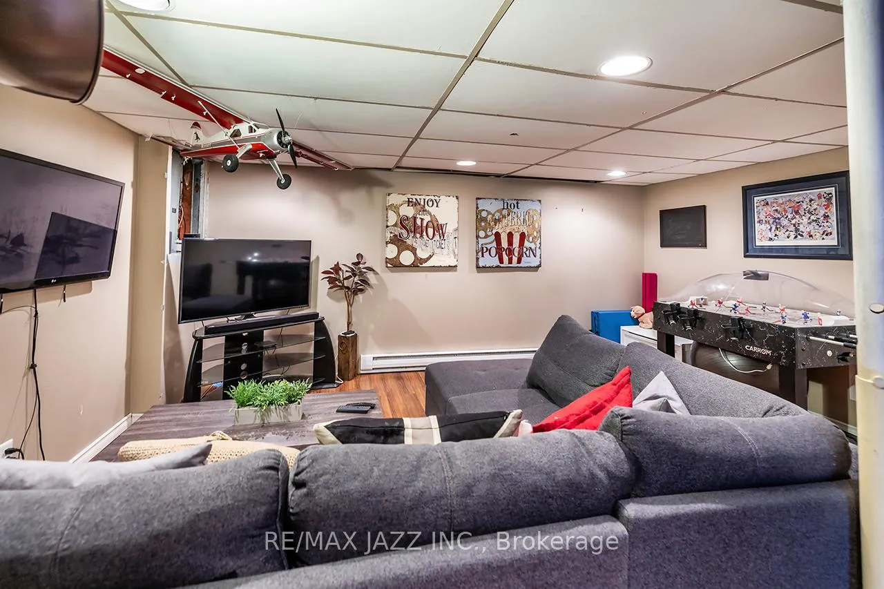 Photo 24 of 620 Dorchester Drive, Oshawa, Vanier — HOMEH