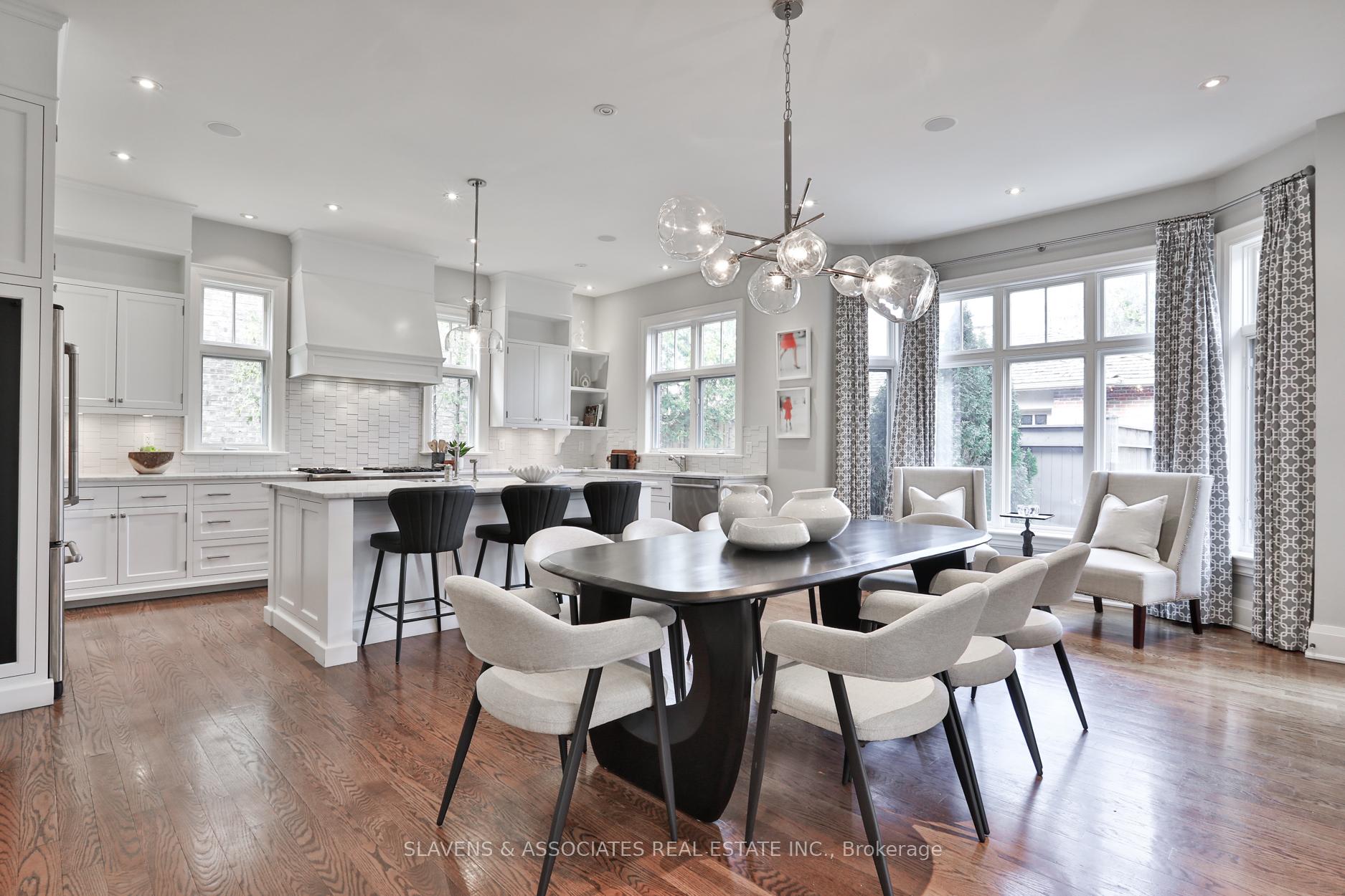 Photo 12 of 242 Hillhurst Boulevard, Toronto, Bedford Park-Nortown — HOMEH