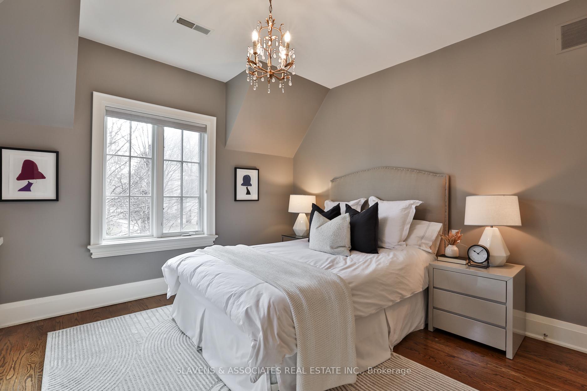 Photo 30 of 242 Hillhurst Boulevard, Toronto, Bedford Park-Nortown — HOMEH