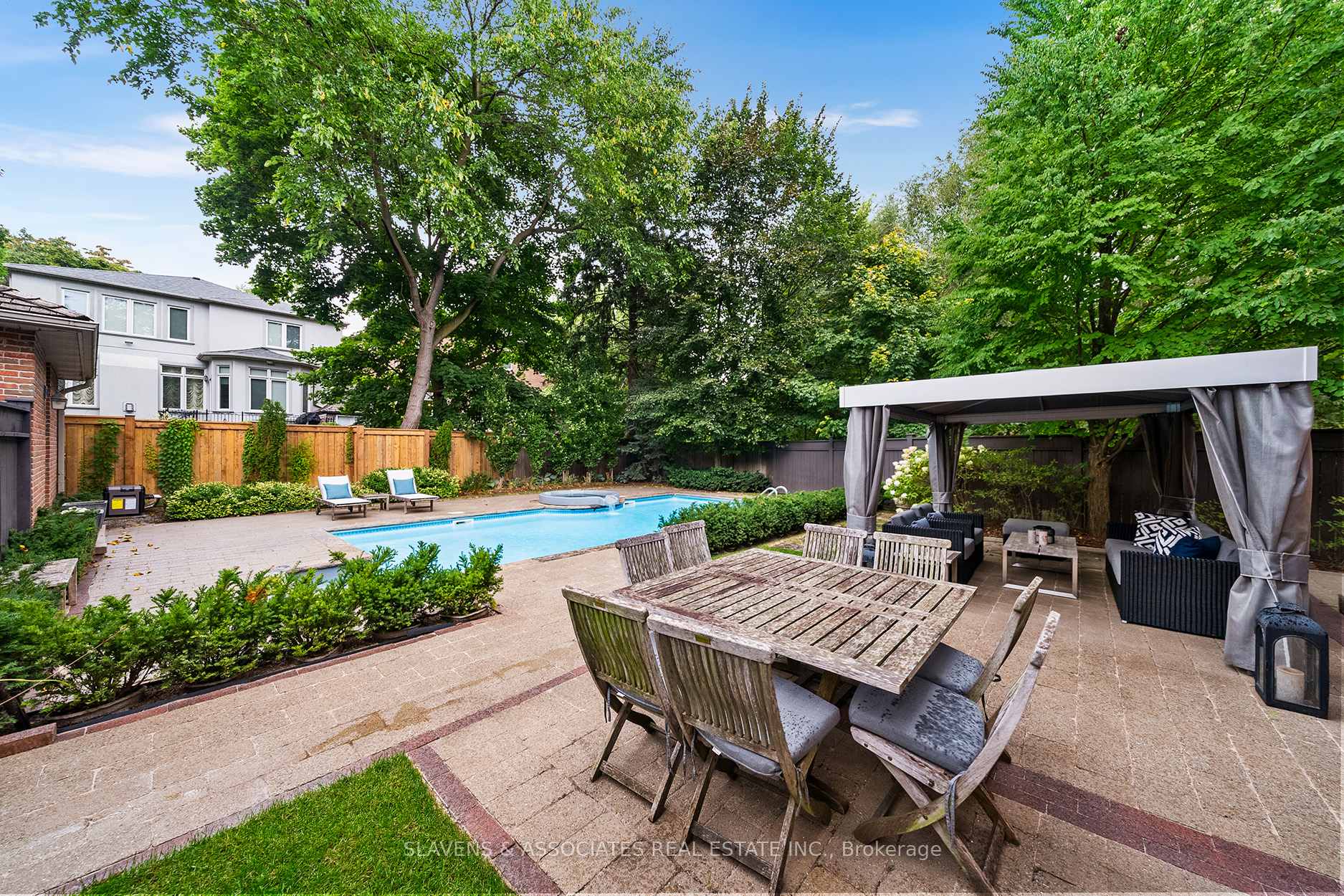 Photo 45 of 242 Hillhurst Boulevard, Toronto, Bedford Park-Nortown — HOMEH