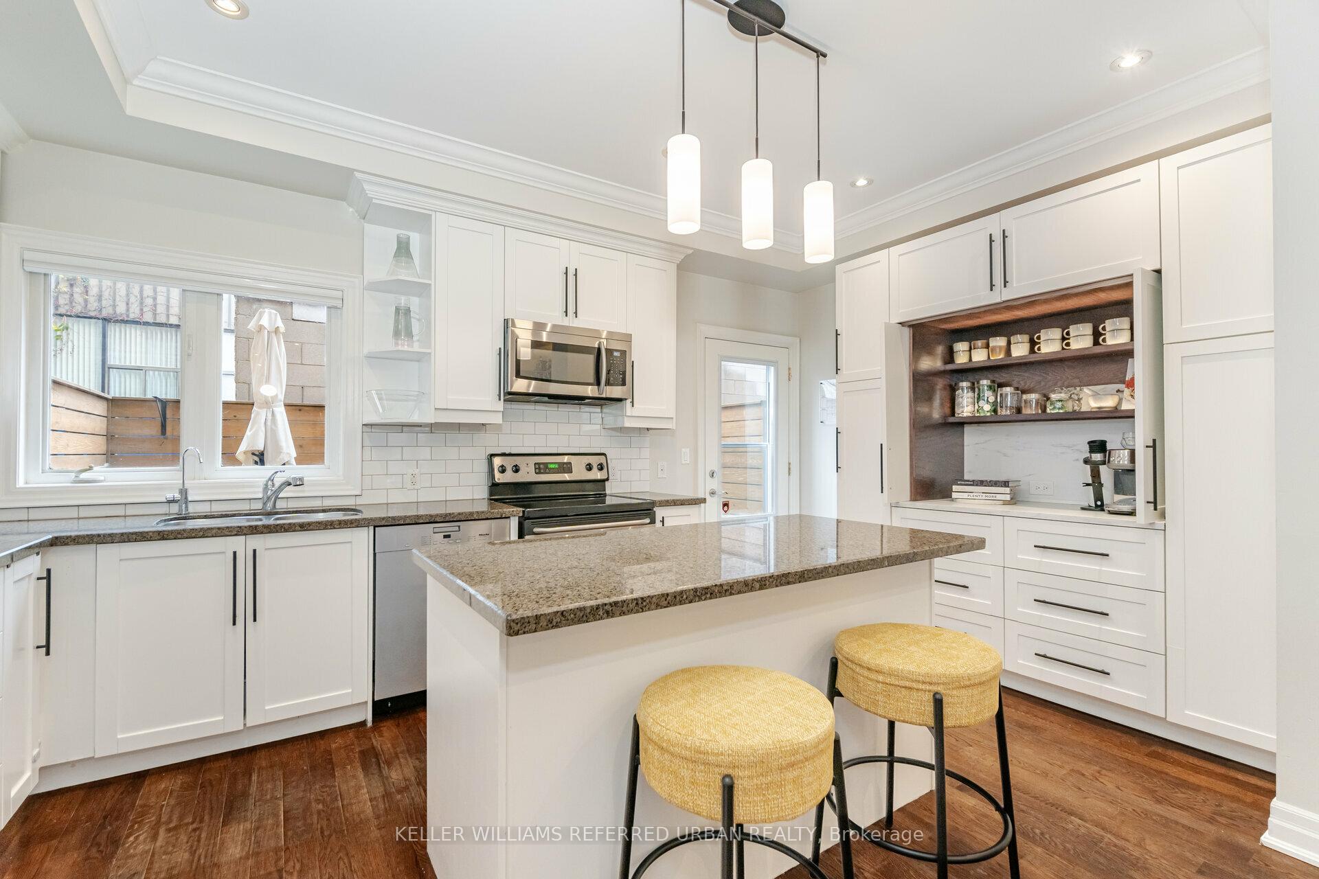 Photo 4 of 213 Heward Avenue, Toronto, South Riverdale — HOMEH