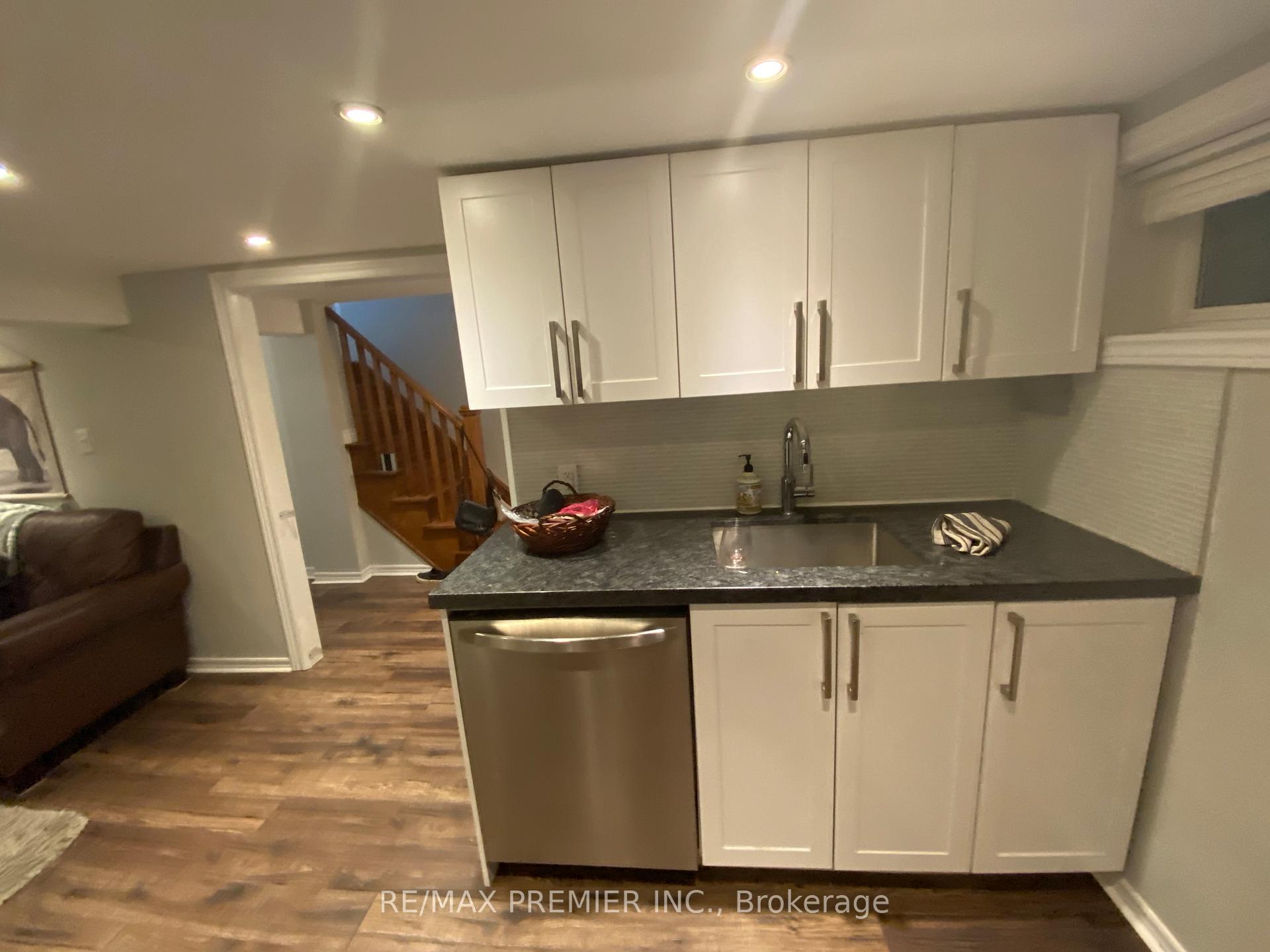 Photo 9 of 139 Wheeler Avenue, Toronto, The Beaches — HOMEH