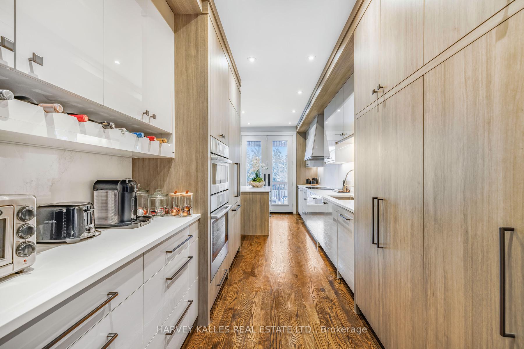 Photo 10 of 68 Gilgorm Road, Toronto, Forest Hill North — HOMEH