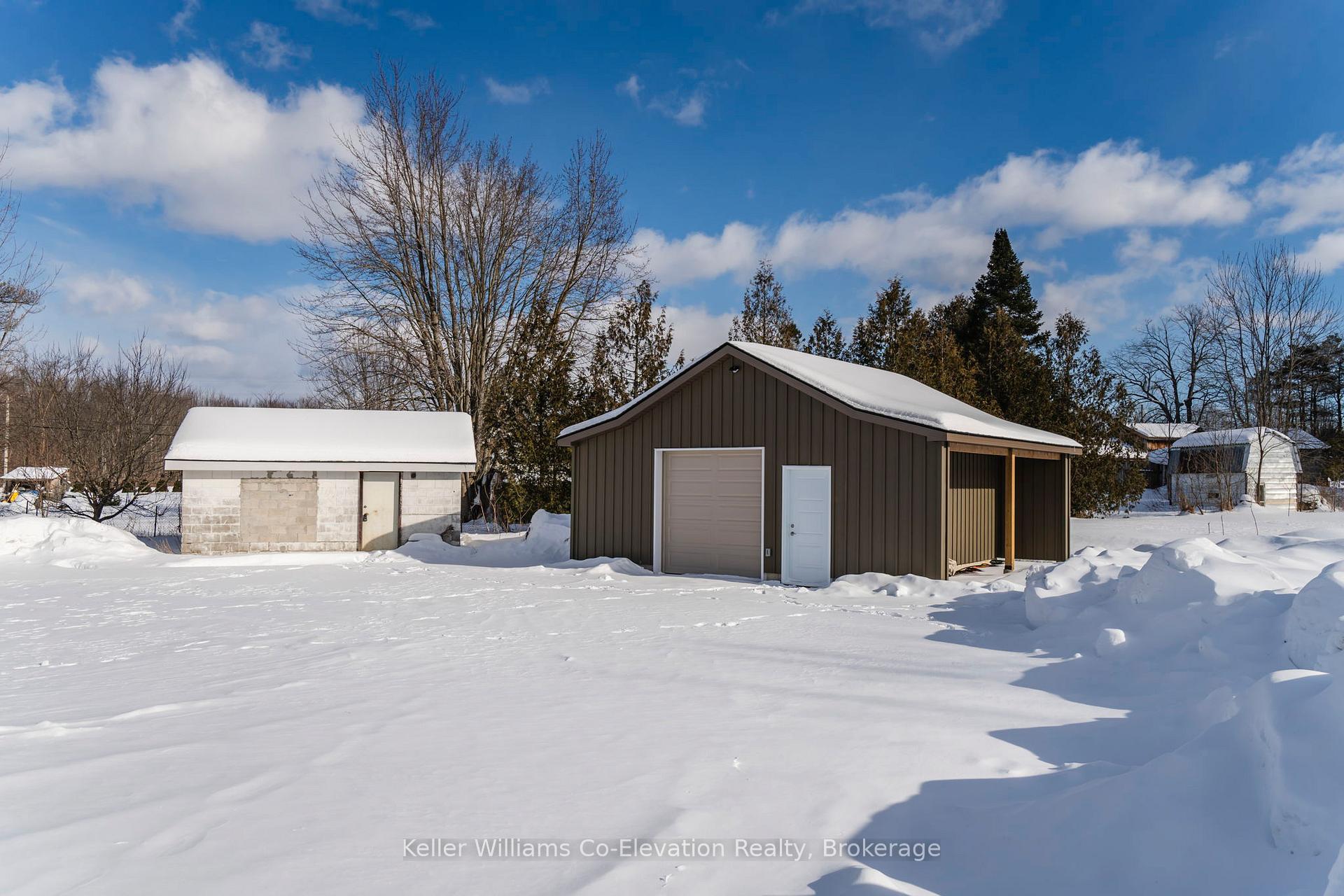 Photo 34 of 2540 Old Fort Road, Tay, Rural Tay — HOMEH