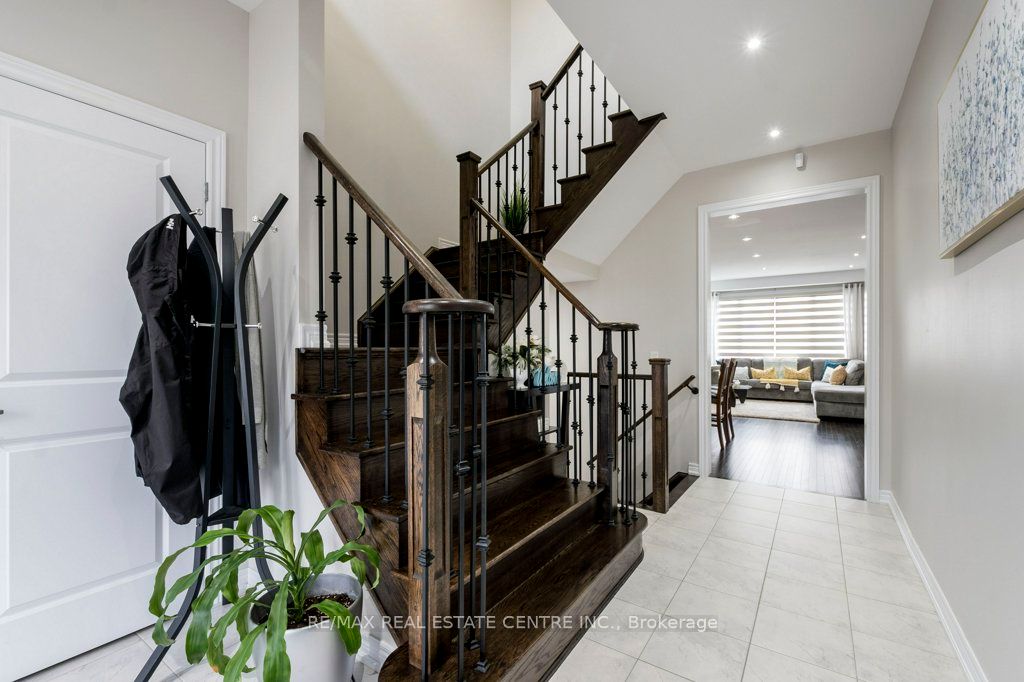 Photo 47 of 22 Selsdon Street, Brampton, Credit Valley — HOMEH