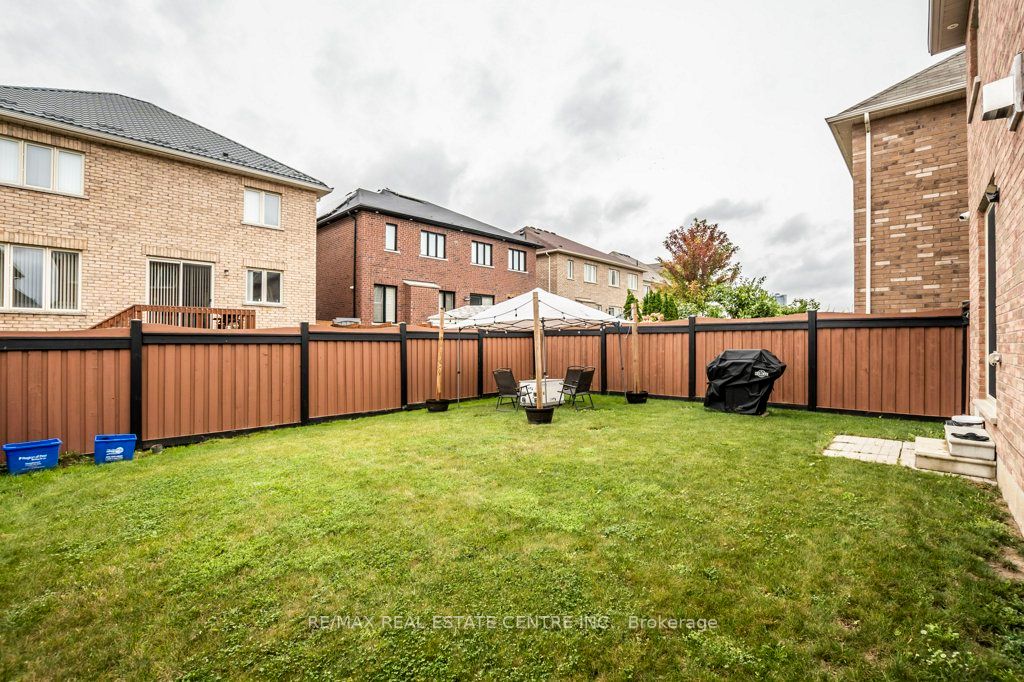 Photo 76 of 22 Selsdon Street, Brampton, Credit Valley — HOMEH